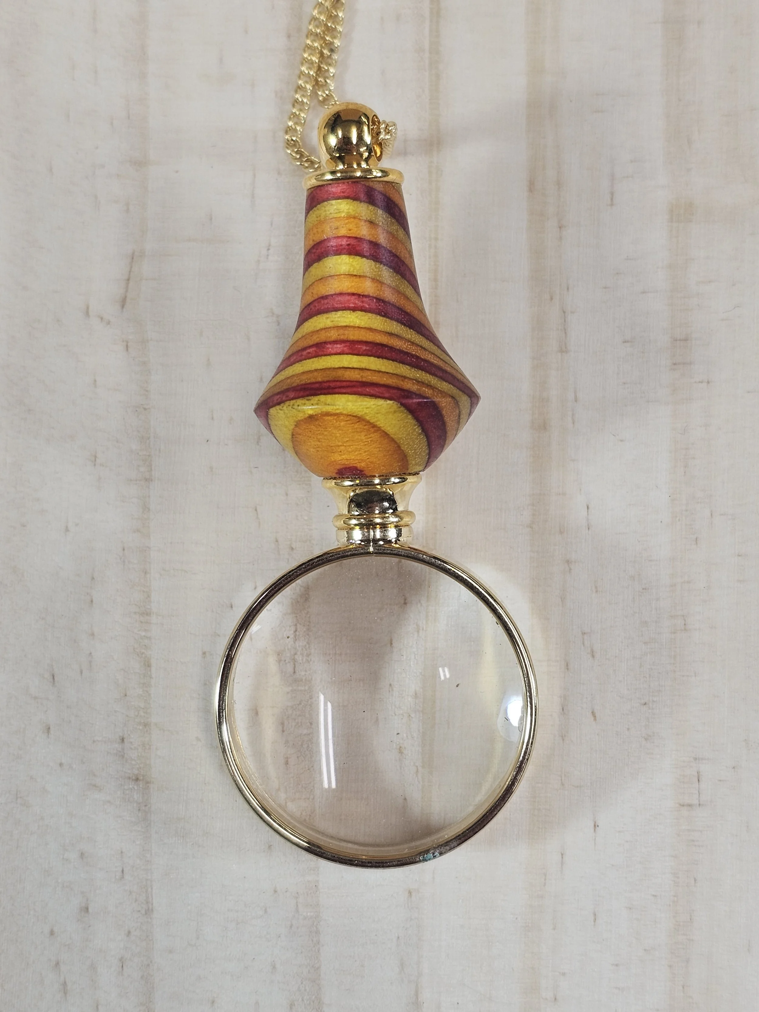 Magnifying Glass Pendant with Sunset colored ply
