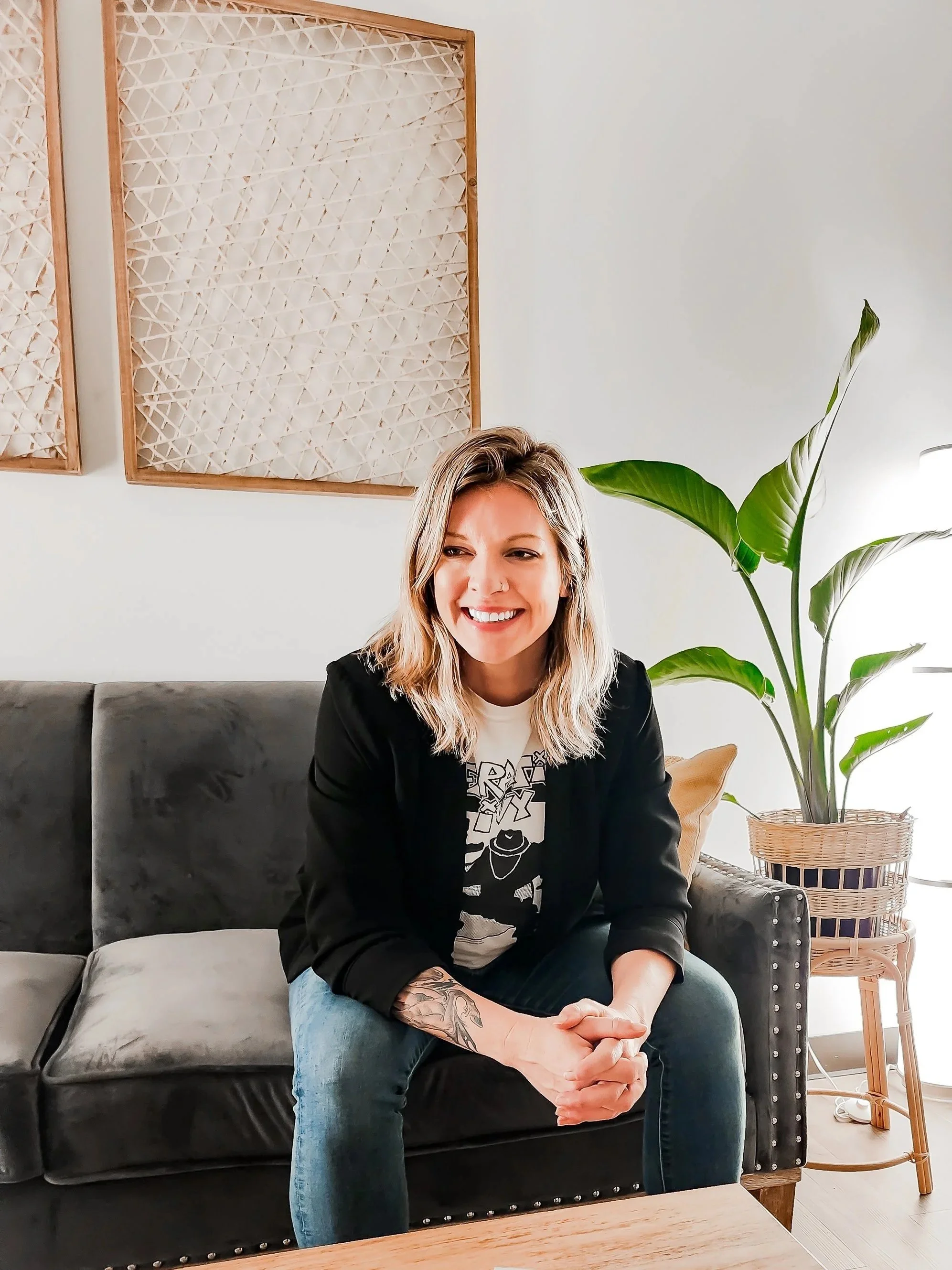 Allie Haydon founder of Aligned Therapy and Coaching