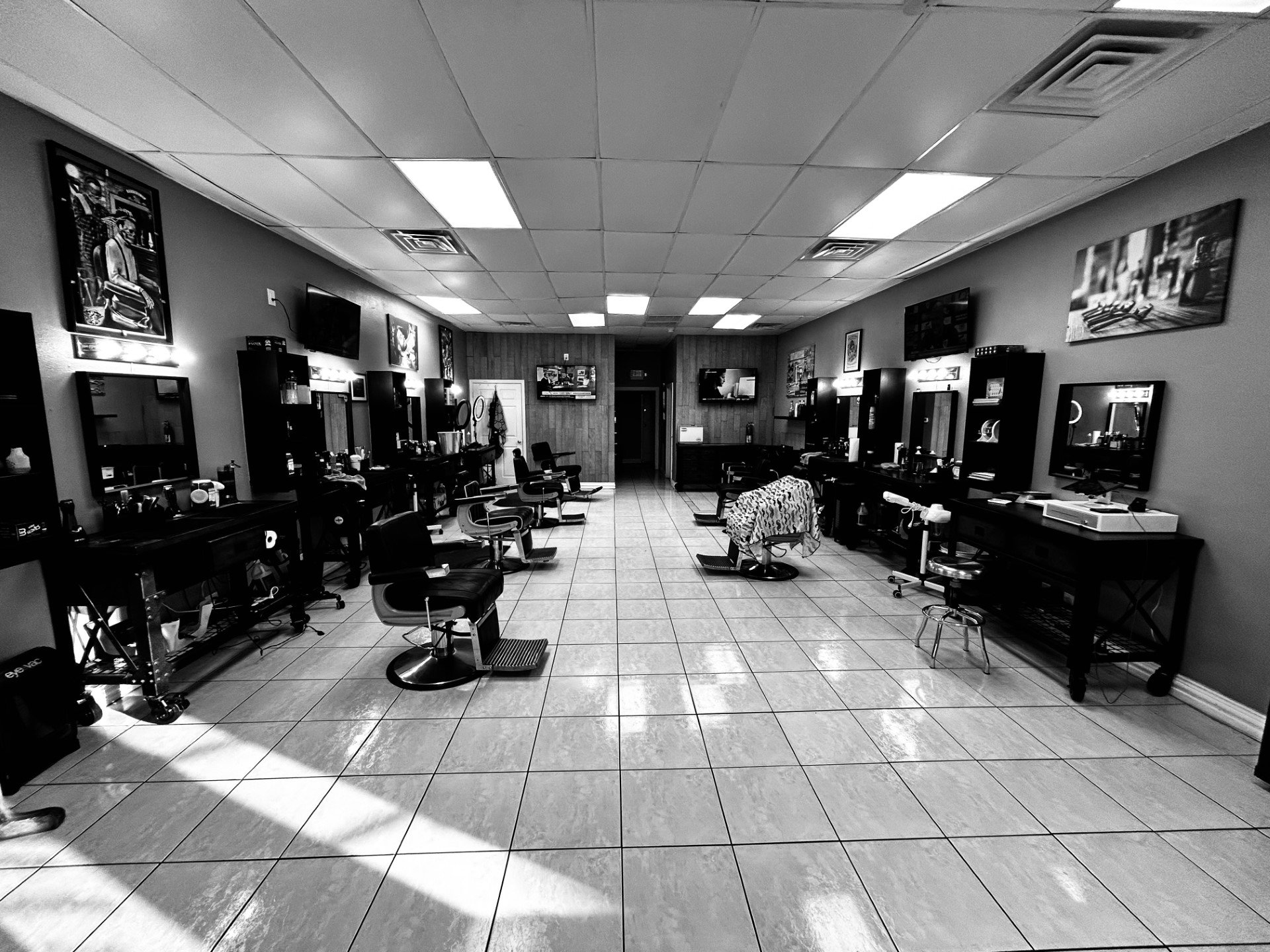 VA barbershop 1.jpg