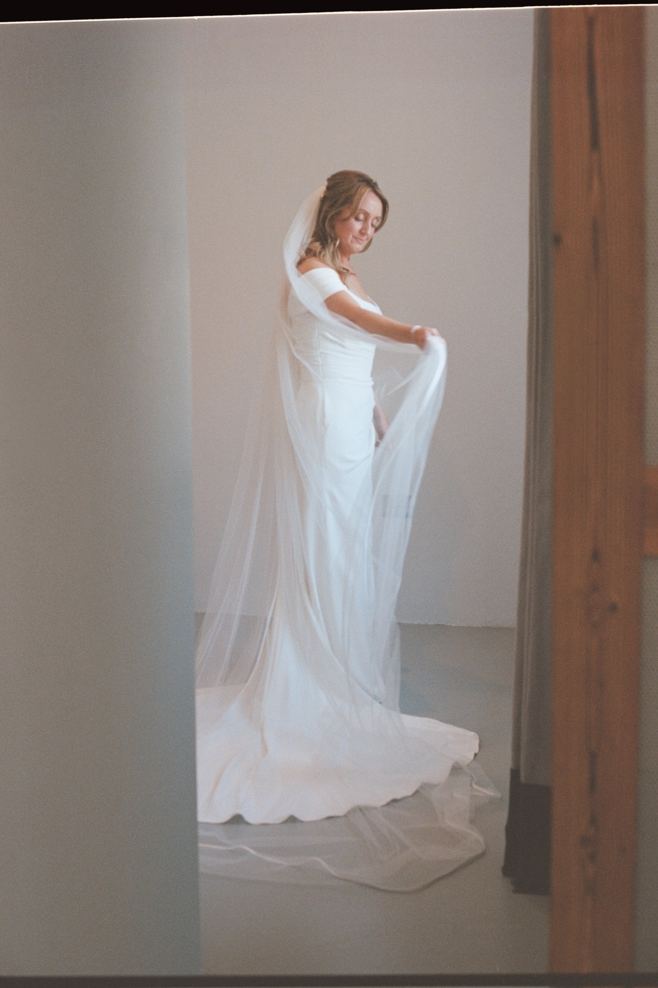 RuthFrankSouthendBarnsWedding-726.jpg