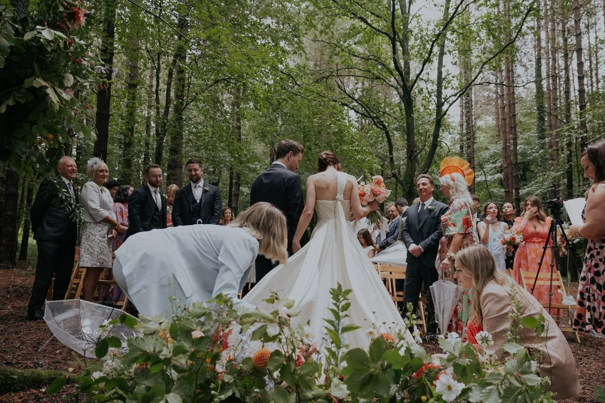 HomeWoodlandMarqueeWeddingSussex5I7A3417_websize.jpg