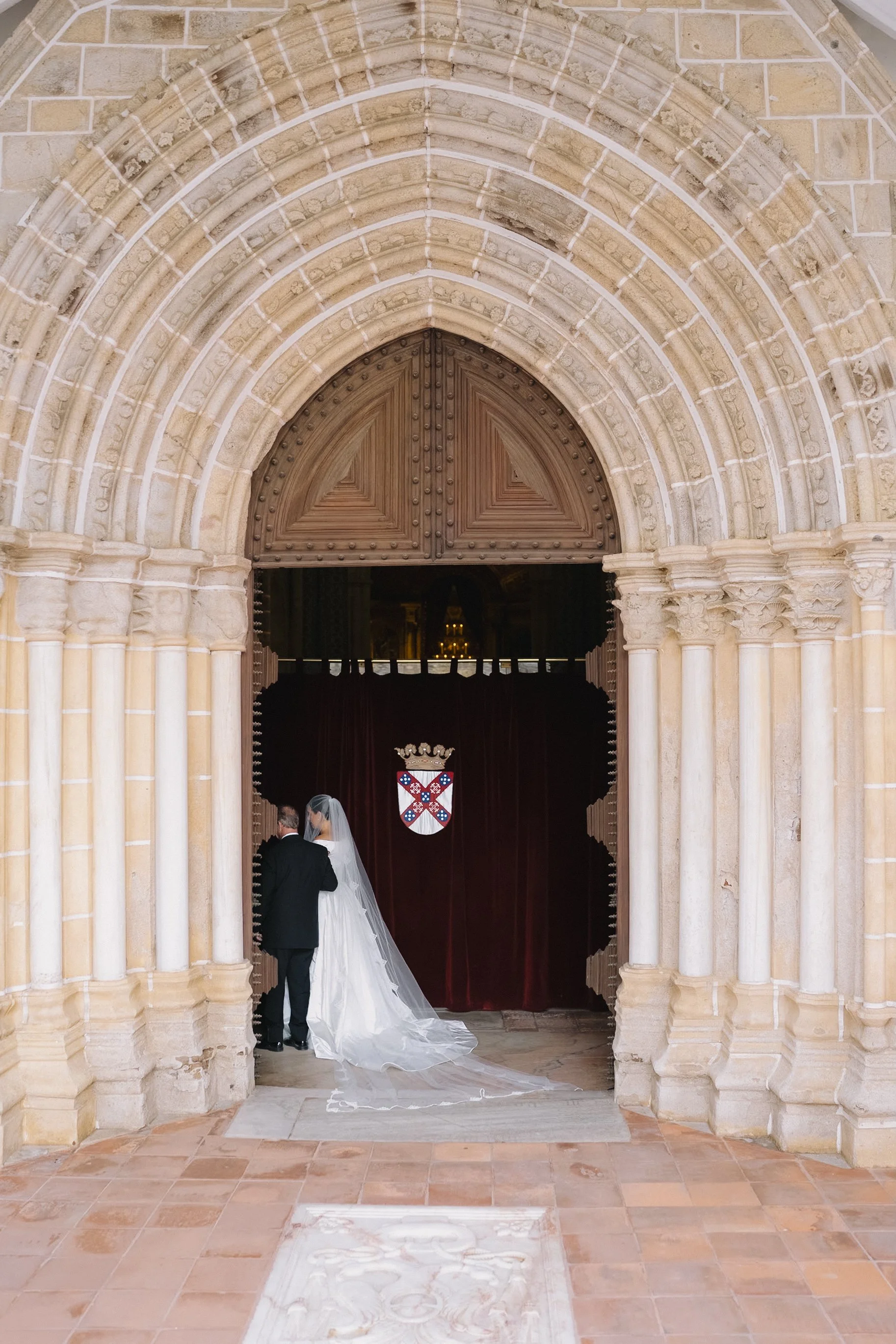 saolourencodobarrocalportugalweddingfatherandbrideenterchurch.jpg