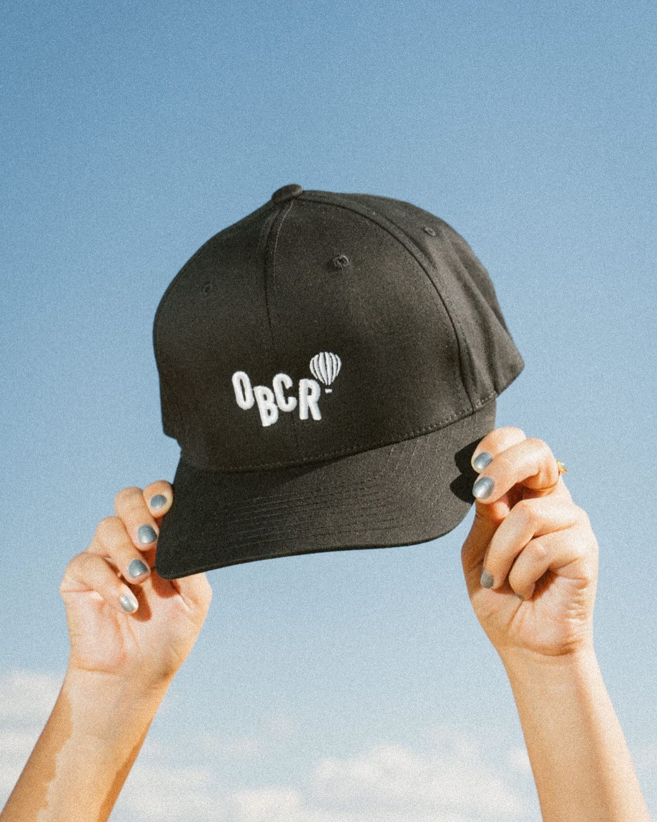 Hats and tees now available on our website 🤠
#stayodd #oddboxcoffeetroasters #santafecoffee #newmexicoffee #santafe #newmexico