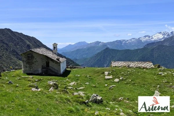Il panoramico santuario della Madonna del Ciavanis