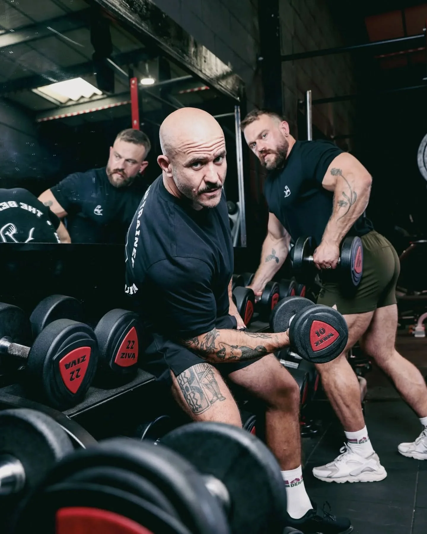 Gymwear designed by @thebeartrainer and @denloungewear - tested for lifting, cardio, and gym sessions, showing off the goods while keeping you comfortable πͺπ»
Use the code TEAMBEAR10 for 10% off the shorts, vests and tees πͺπ»β€οΈ link in bio