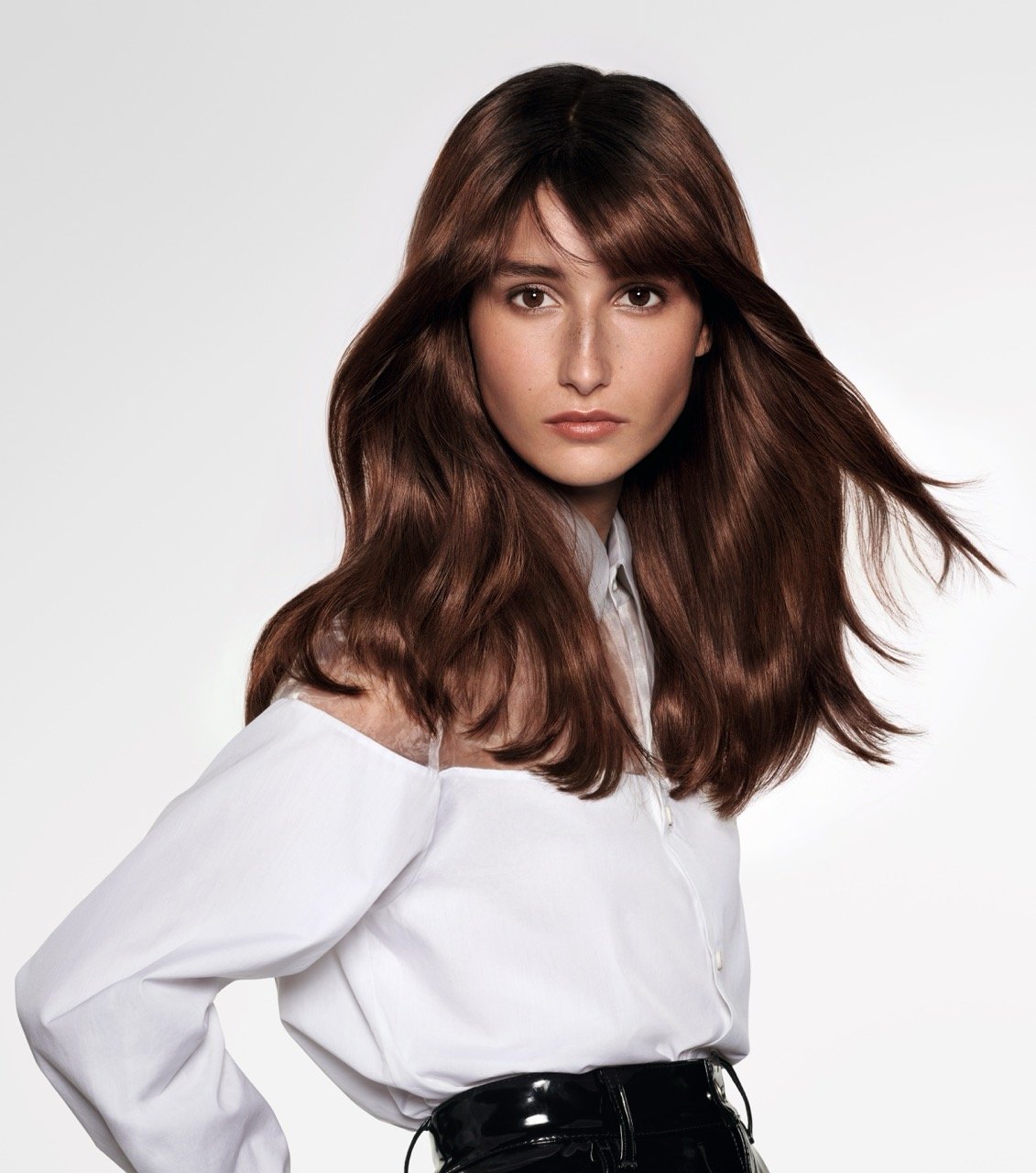 Soft coppery toned color gives that warm pop.