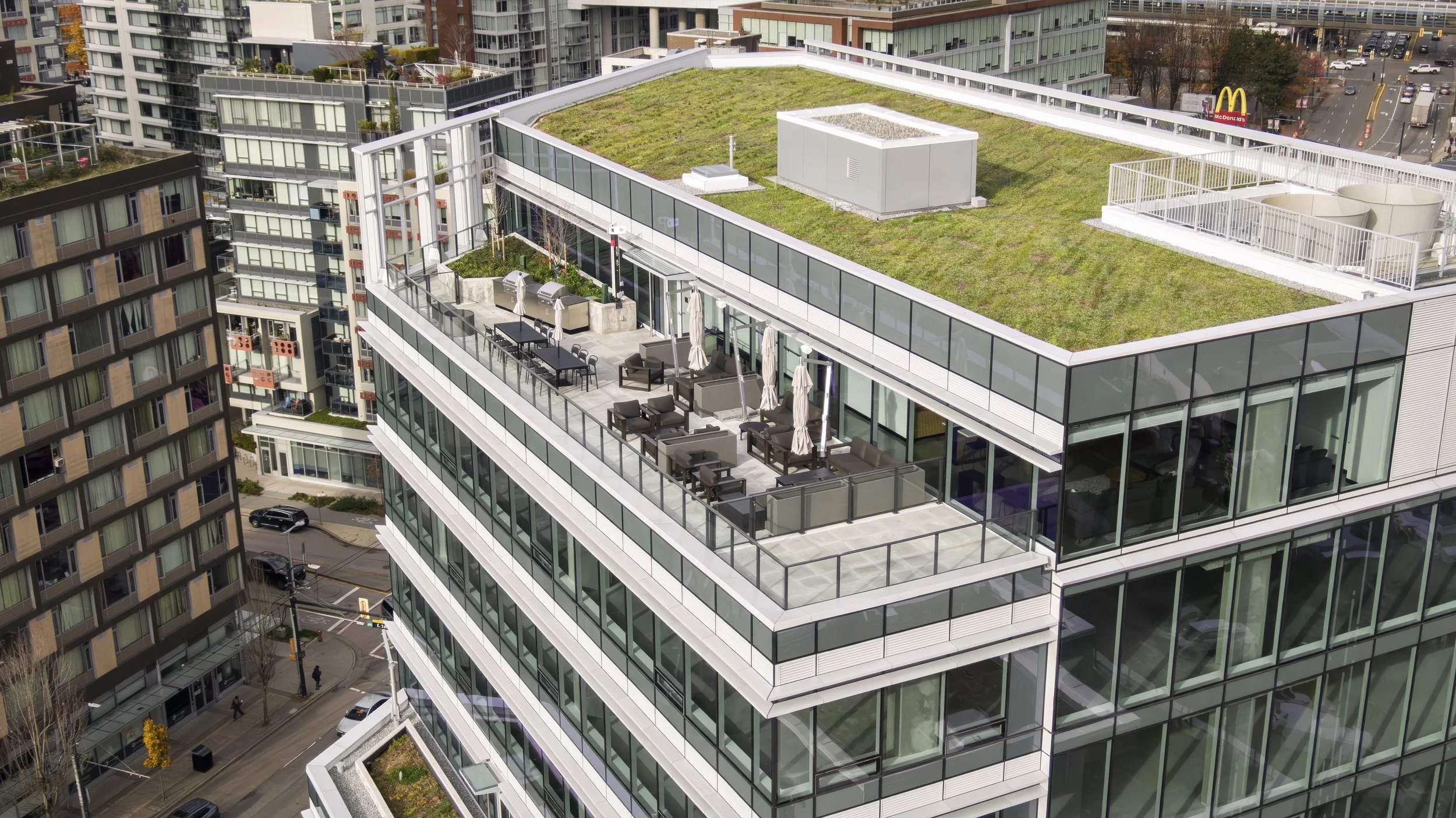 SPACE / Archetype Building