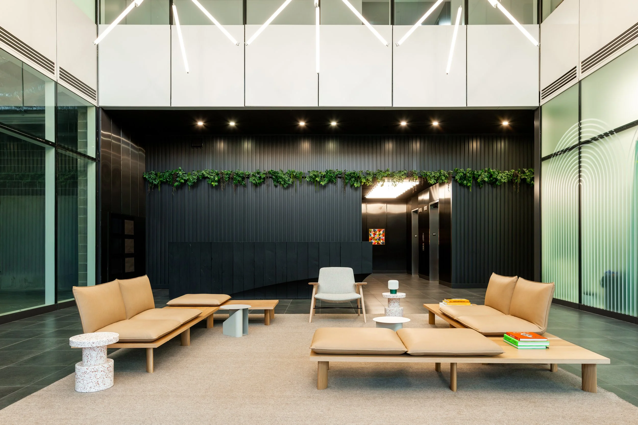 SPACE / M2 Main Alley