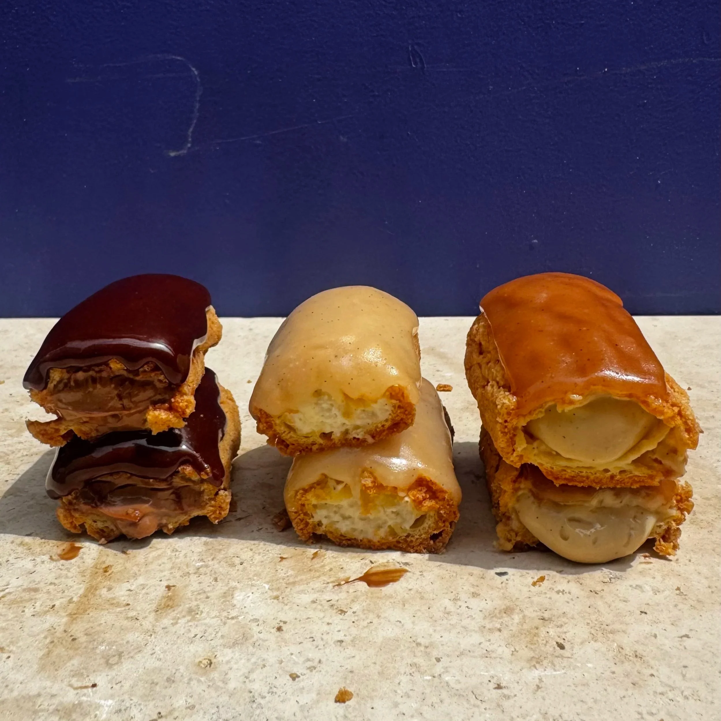 eclair-vanille-cafe-chocolat.jpg