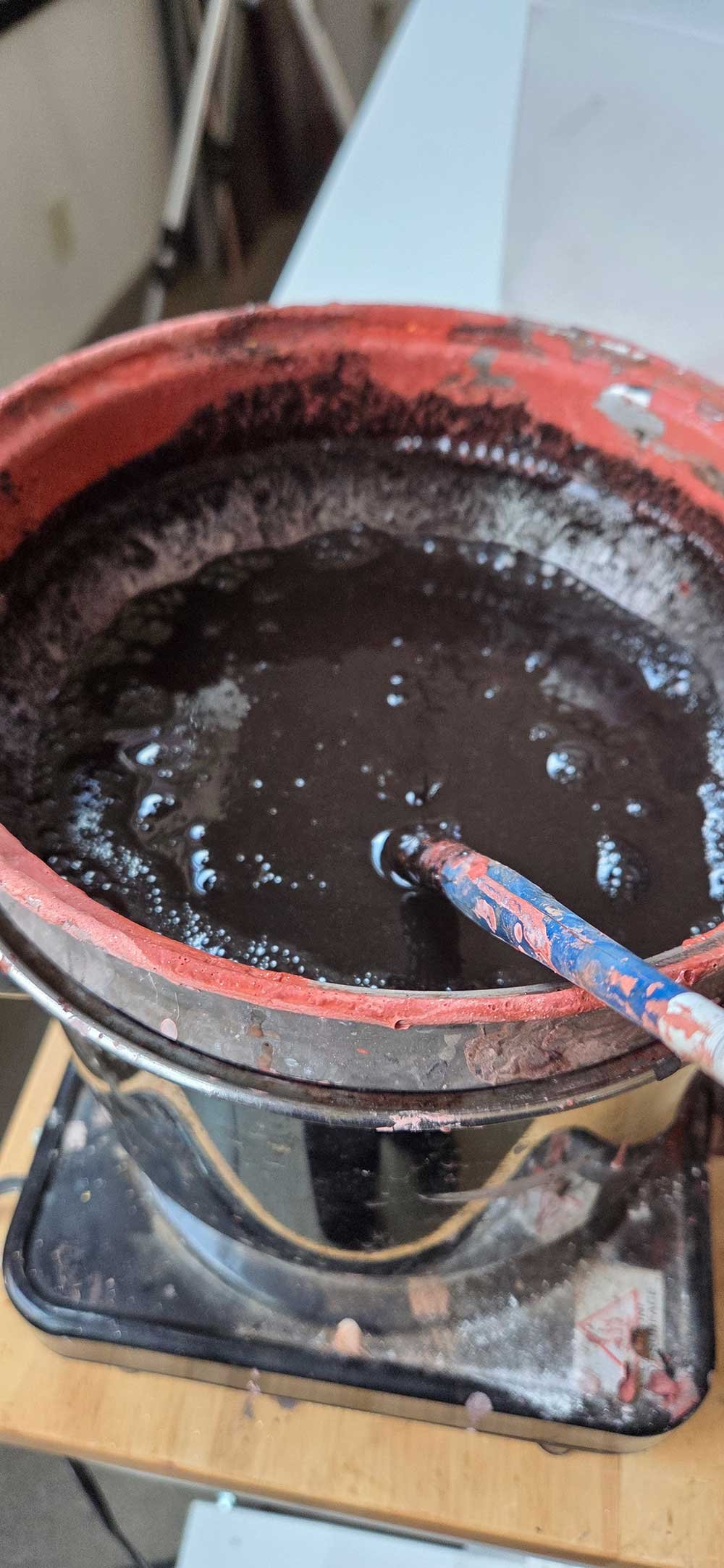 Making Distemper Paint