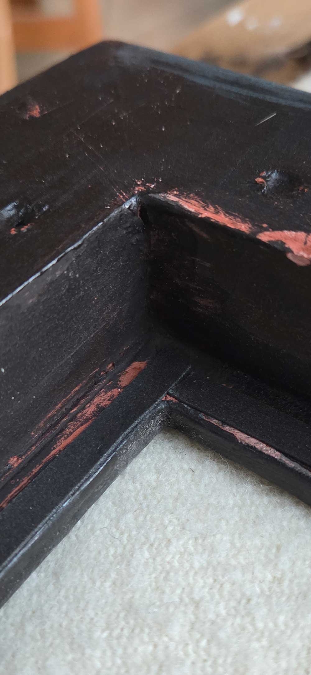 Rabbet foam picture protection