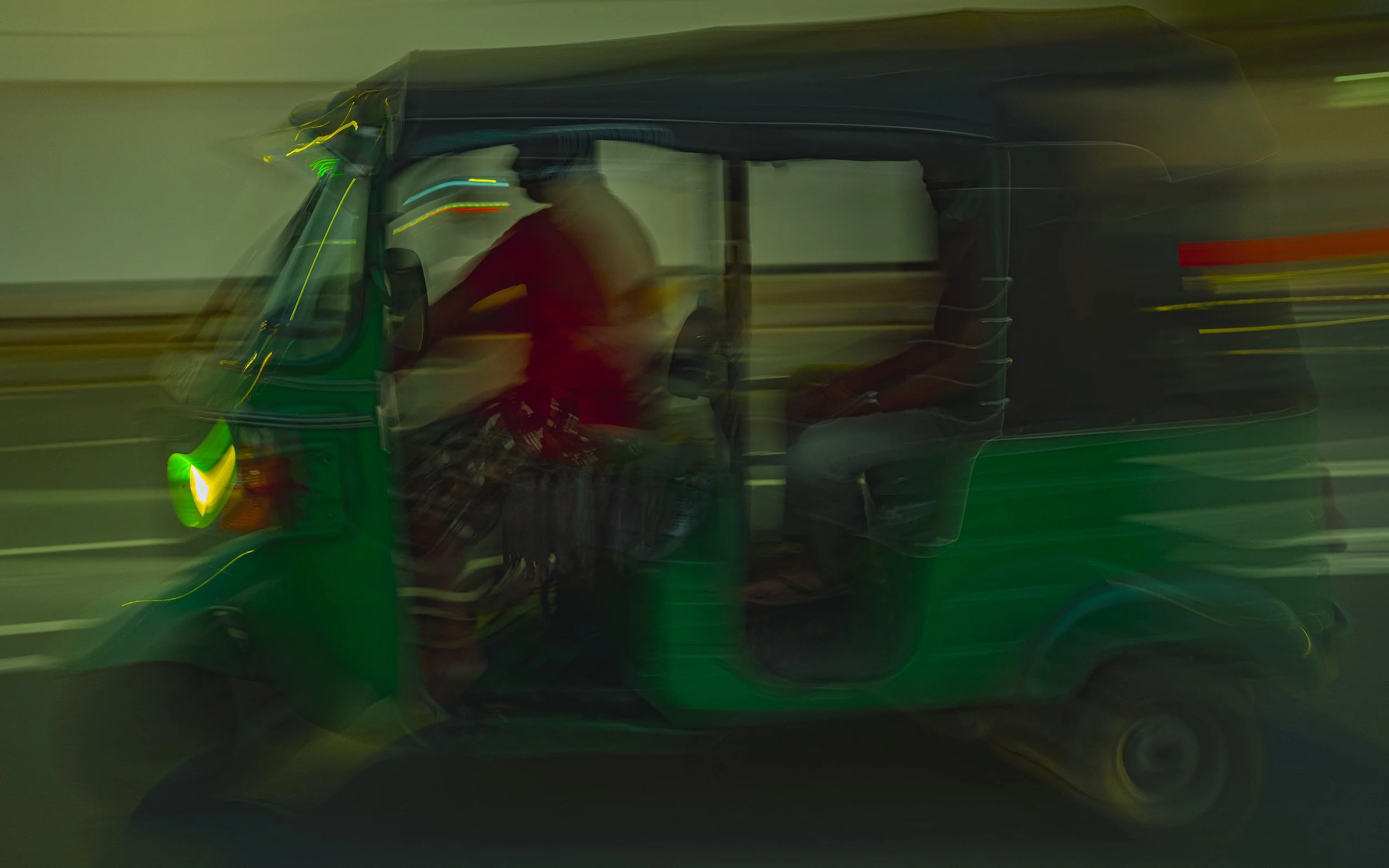 AdamDockerPhotography_TukTuk5.jpg