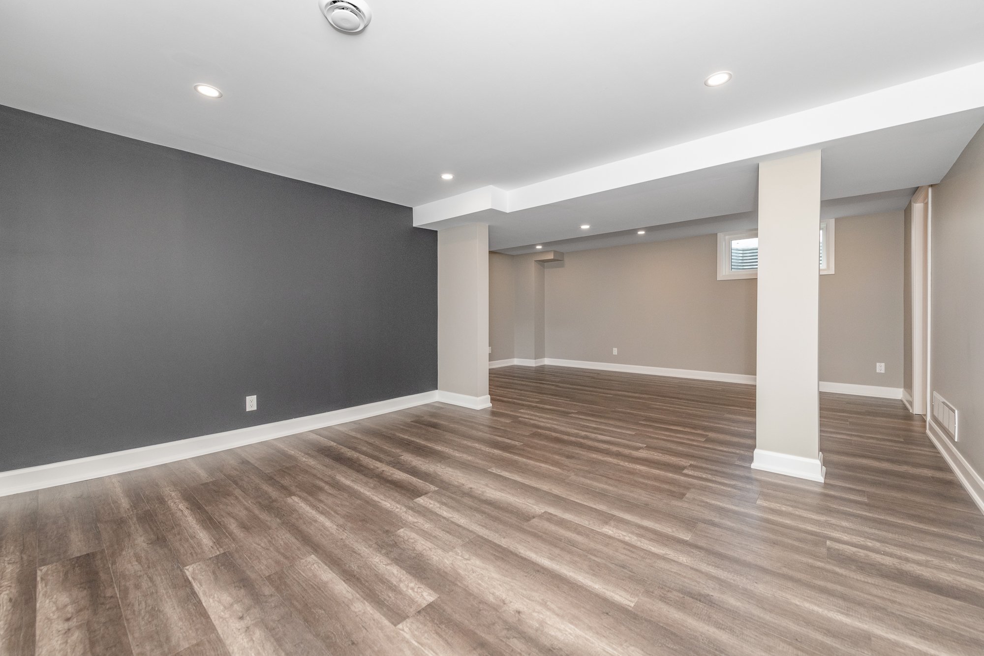 BASEMENT REC ROOM