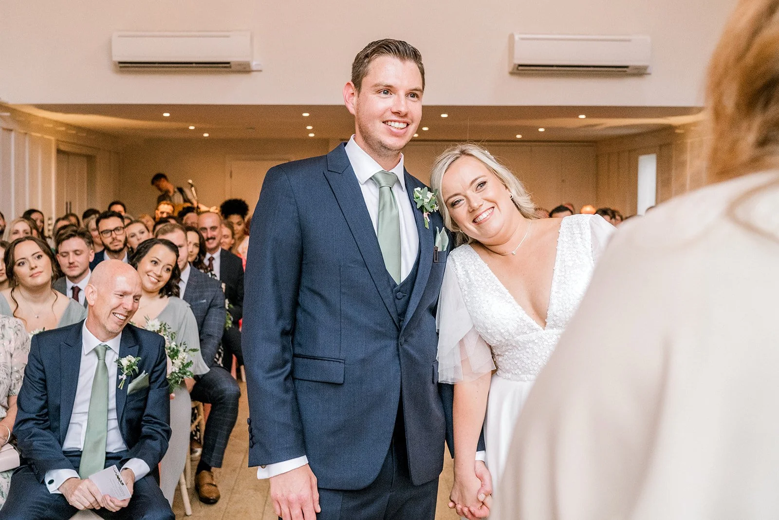 Millbridge court wedding_Laura Jane Photography061.jpg