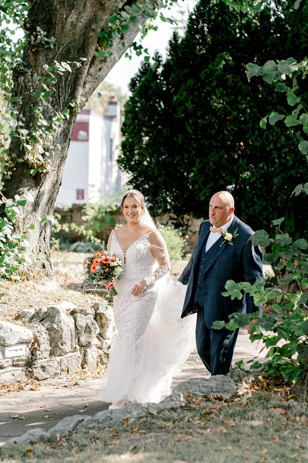 Apton_Hall_Essex_Wedding_Photographer_020.jpg