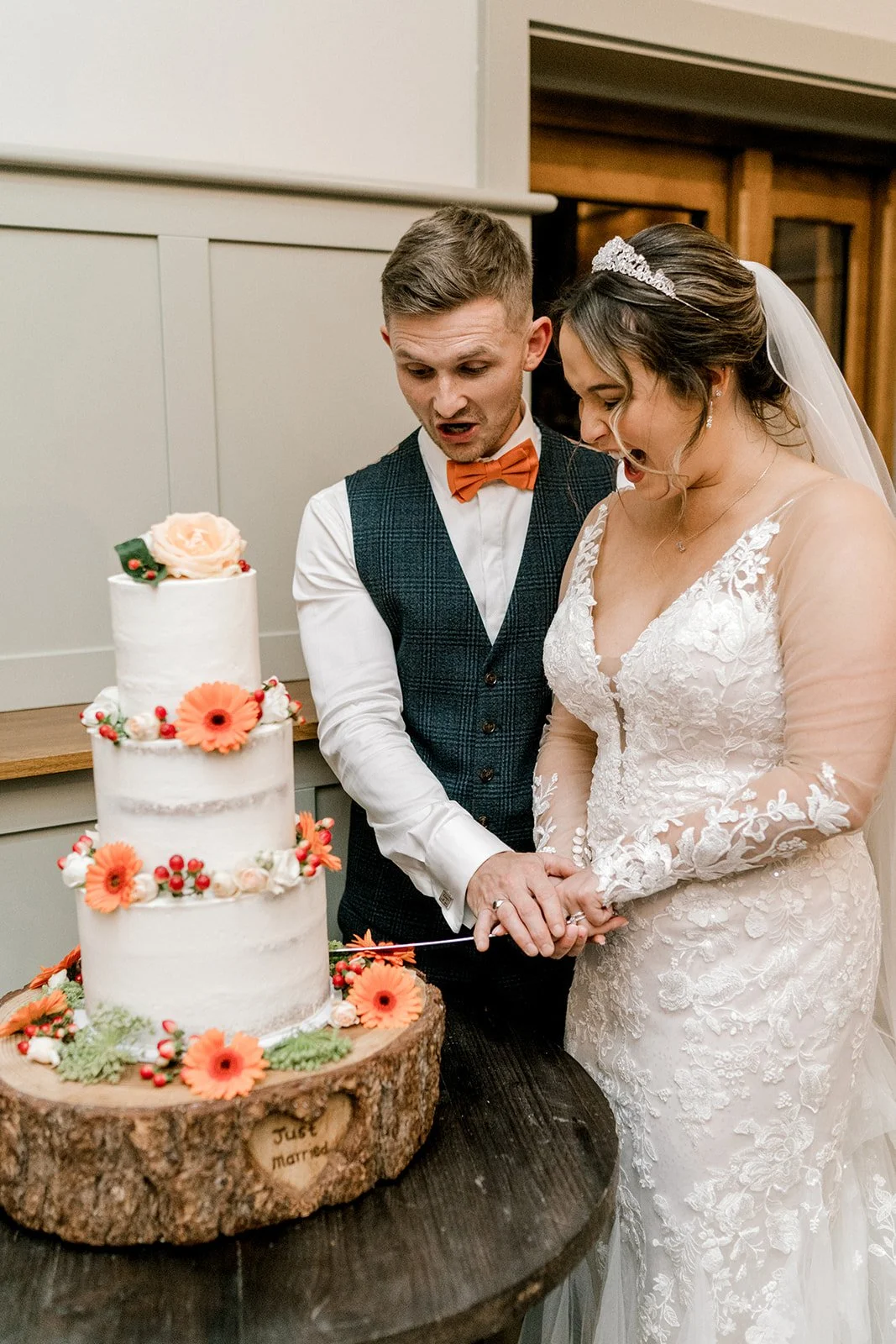 Apton_Hall_Essex_Wedding_Photographer_115.jpg