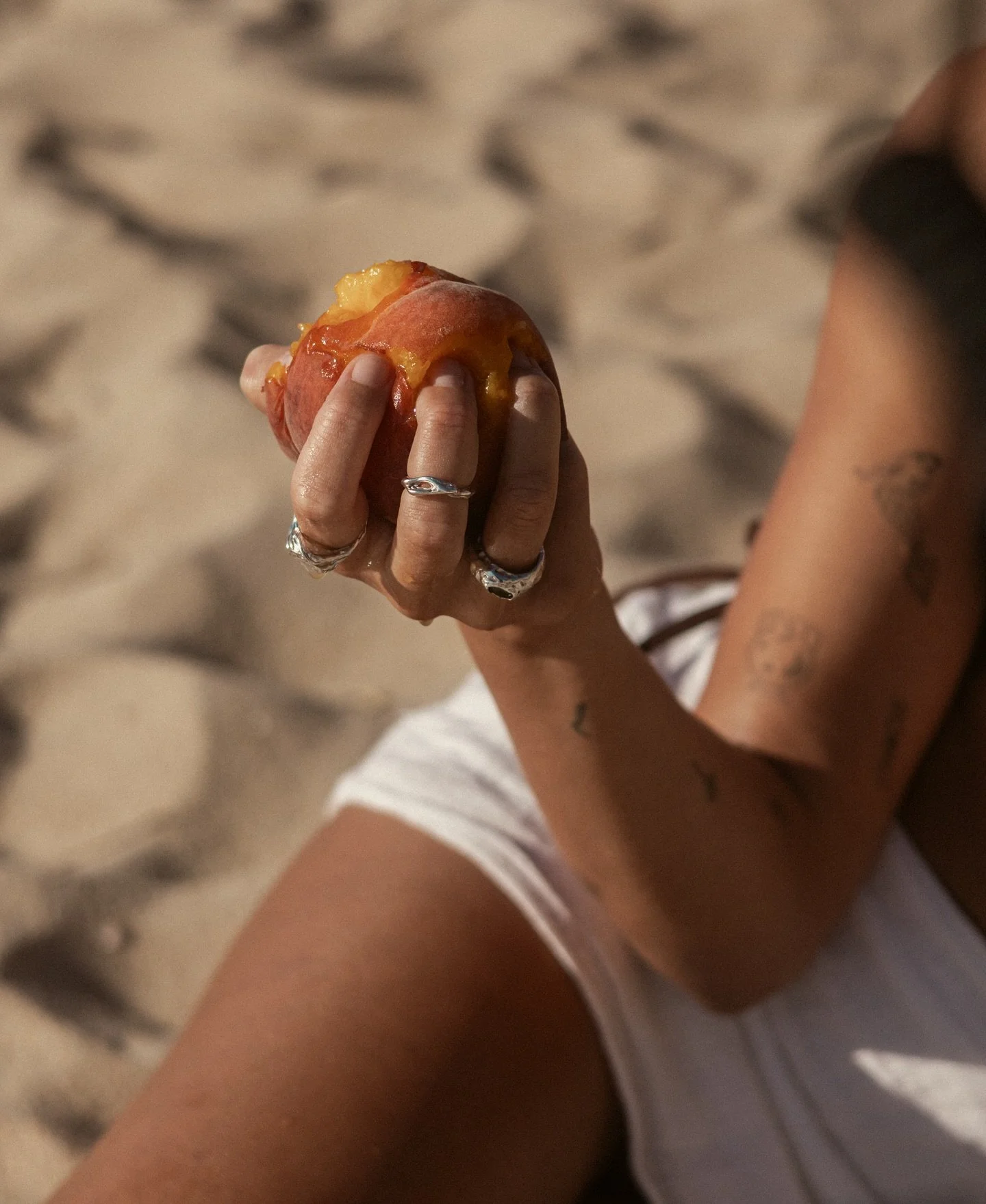 why does sterling silver &amp; nectar look so sexy together? 

Photographer: @borges.itn 
Model: @ivon_d 
#nectarbyhannah