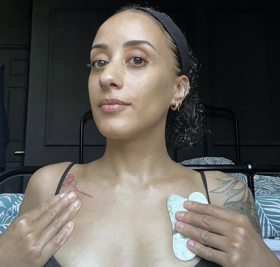 Offering guided massage techniques to online members