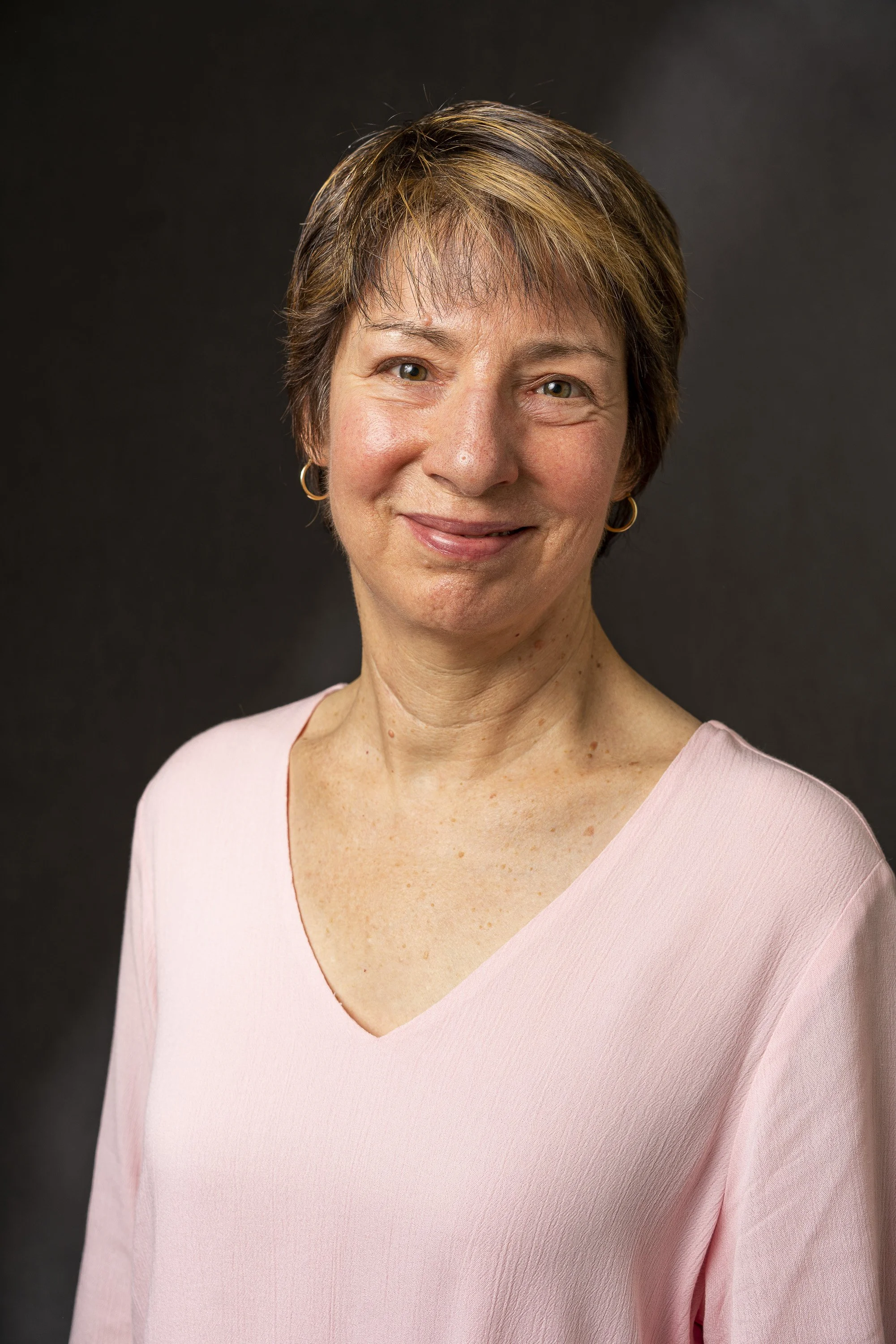 07.05.2023 DR Gooch Portraits 008.jpg