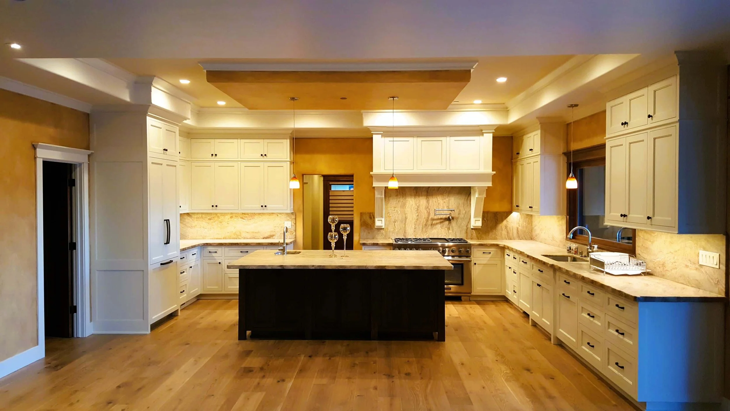 Custom residential kitchen lighting near Nevada City, CA 39.2615, -121.0160