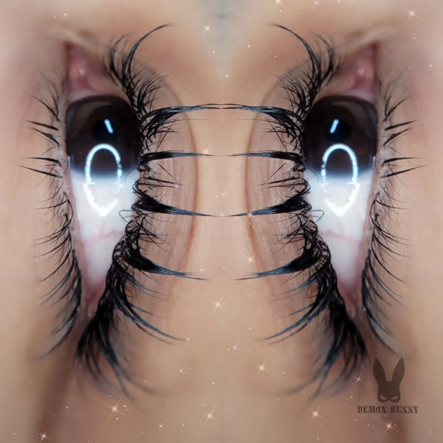 𝖒𝖆𝖓𝖌𝖆 𝖑𝖆𝖘𝖍 𝖘𝖊𝖙

The bottom lashies!! 🤩 
This lash set is so pretty! I used C curl spikes and B curl for the base lashes 🖤🎀

#demonbunnybeauty #washingtonlashartist #washingtonlashes #tacomalashstudio #tacomalashartist #tacomalashes #ta