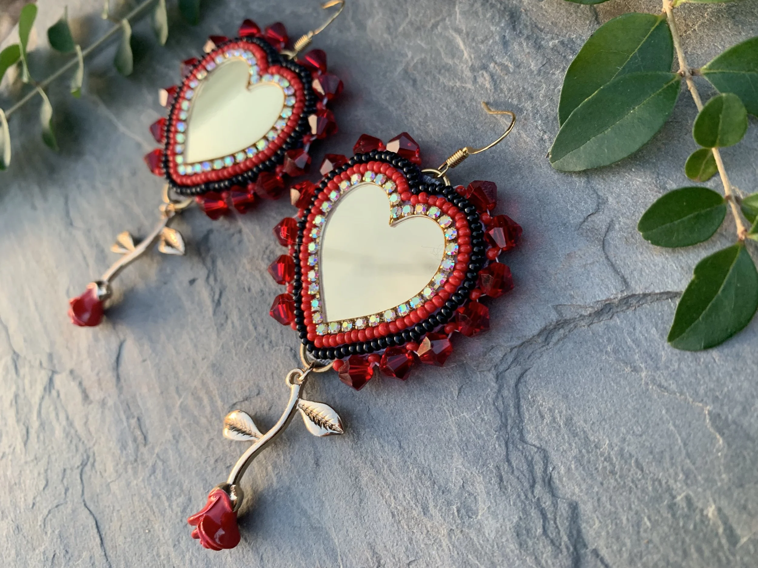 red, blk, gld heart and roses.jpg
