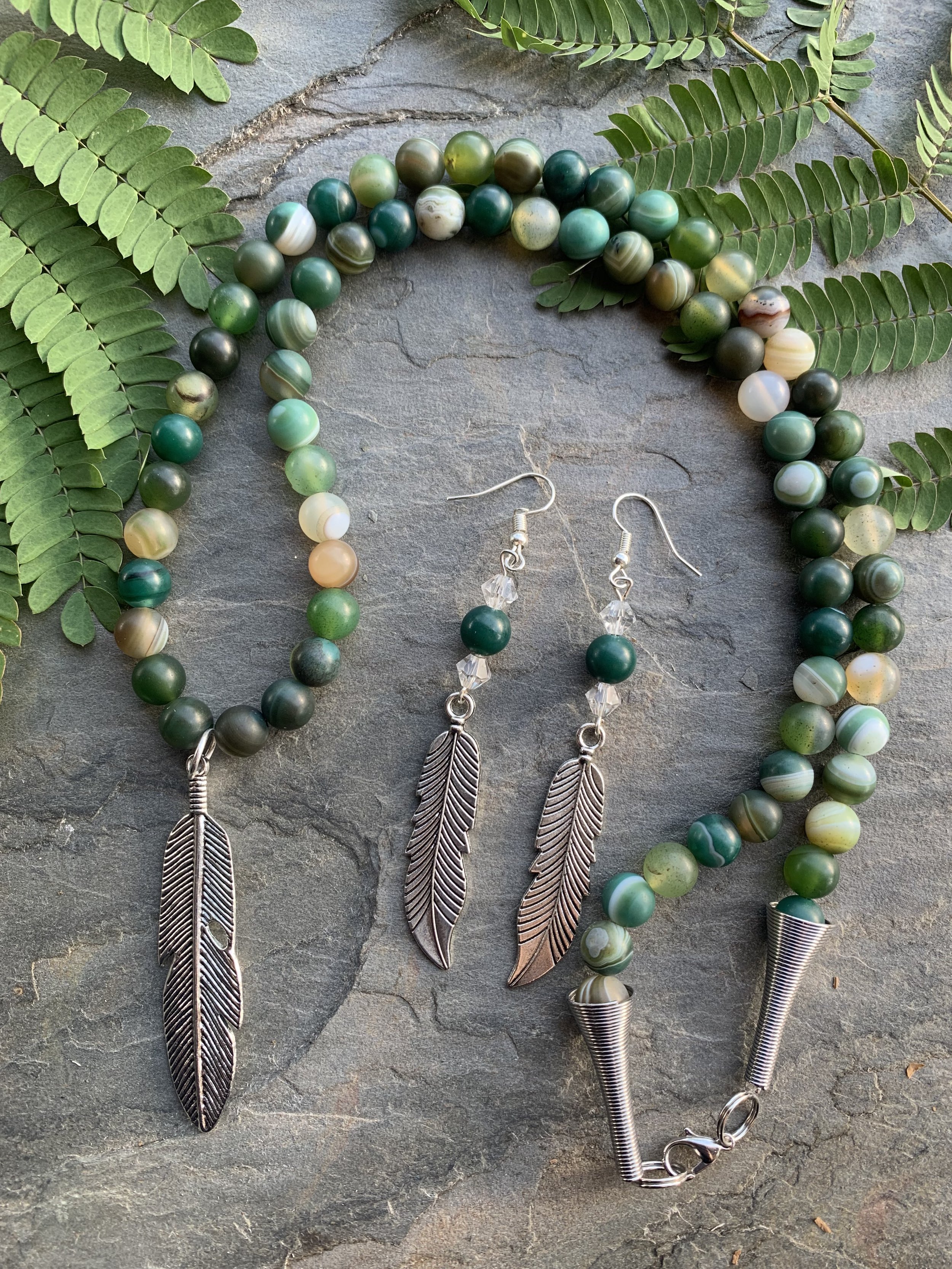 grm neck feather.jpg