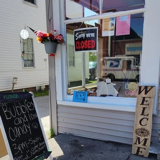 🍭 Sweet News in Groveton! 🍭

Co&ouml;s Economic Development Corporation (CEDC) is thrilled to be working with State Street Sweets LLC, the newest gem in downtown Groveton! 🎉

This locally-owned candy and confection shop just opened its doors and i