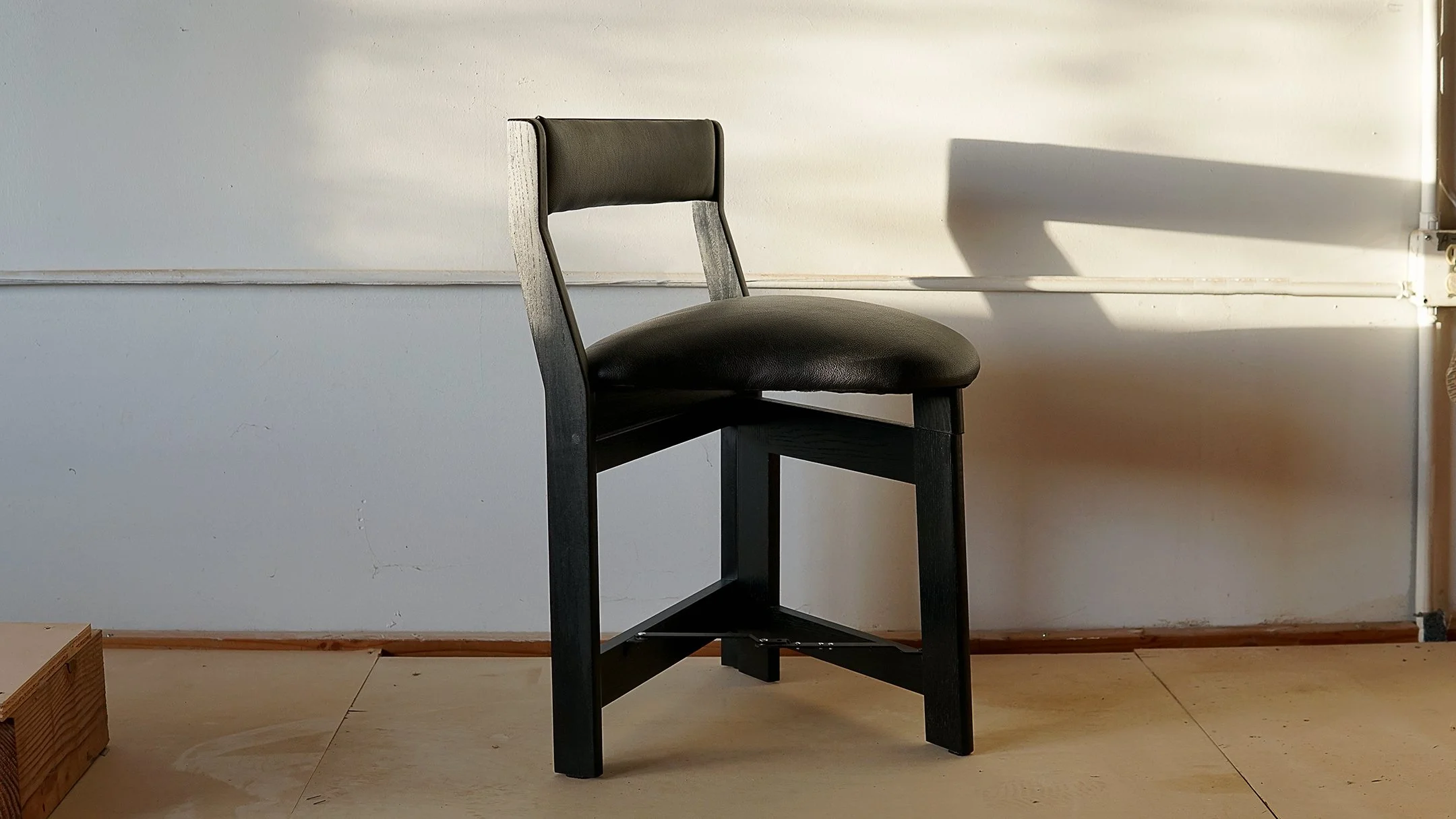 Guitar Chair Right Angle Front View.jpg