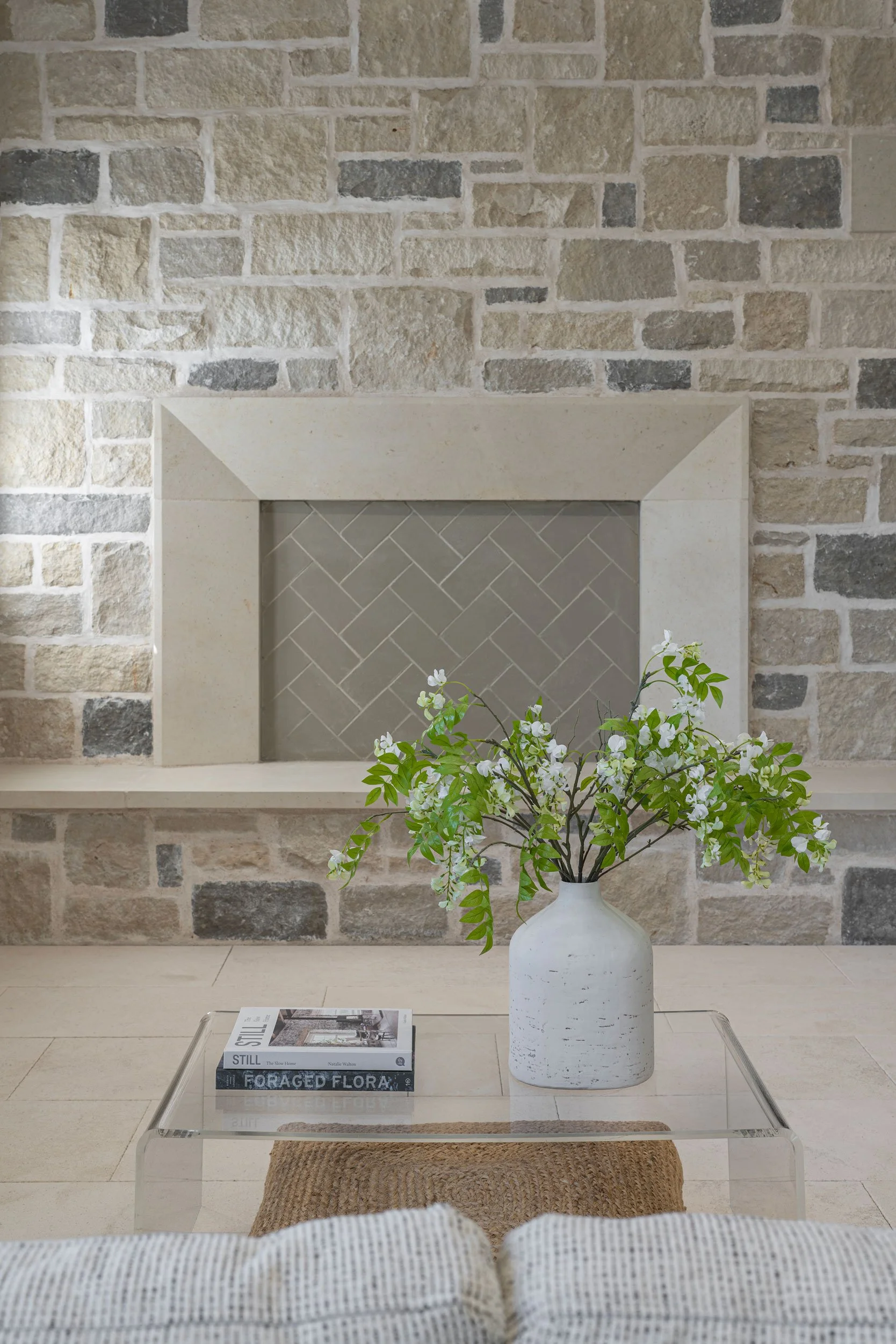 Birchwood Cut Stone + Calcaire Blend