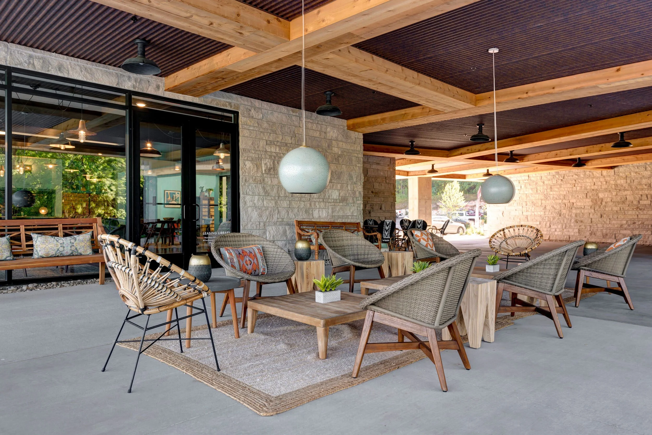 Pierreux Cross-Cut Veneer