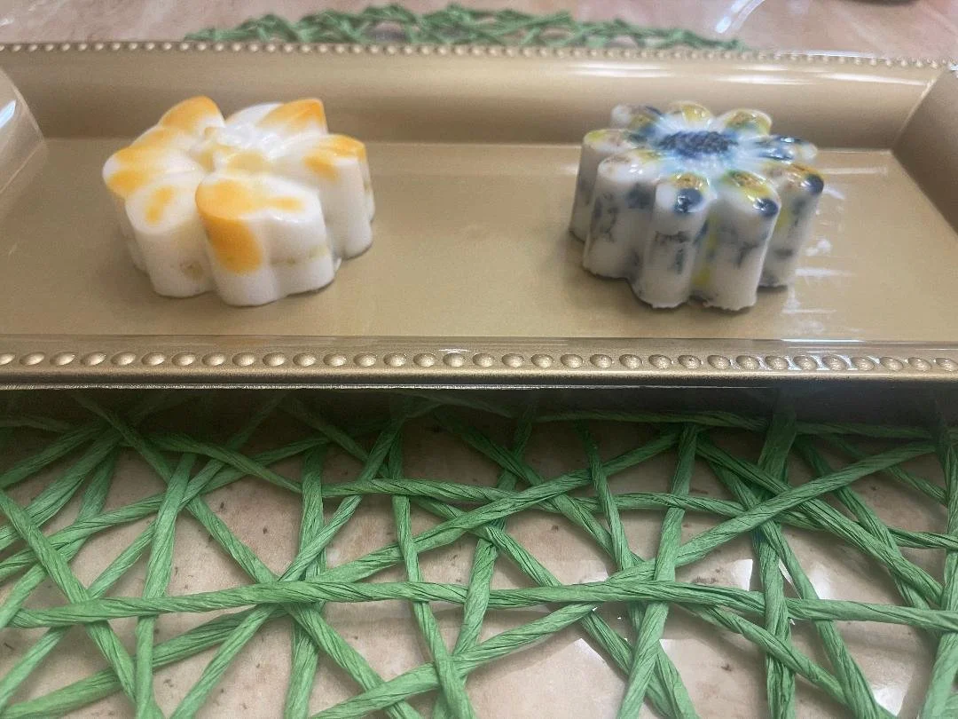 ADORE U - Flower Thick Soap.jpg