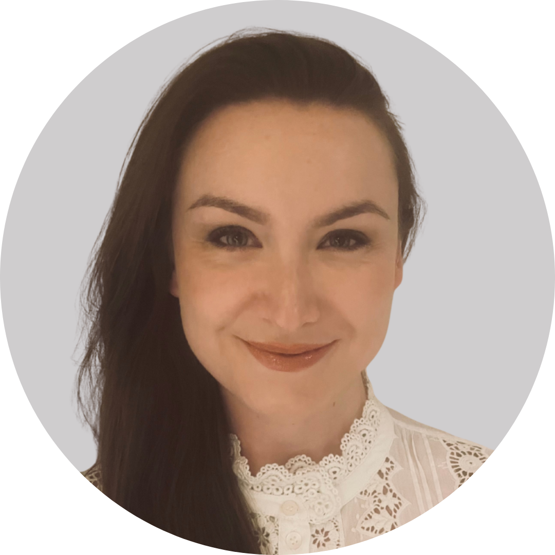 Dr Lauren Watts Integrative Oncology Doctor at Synthesis Clinic