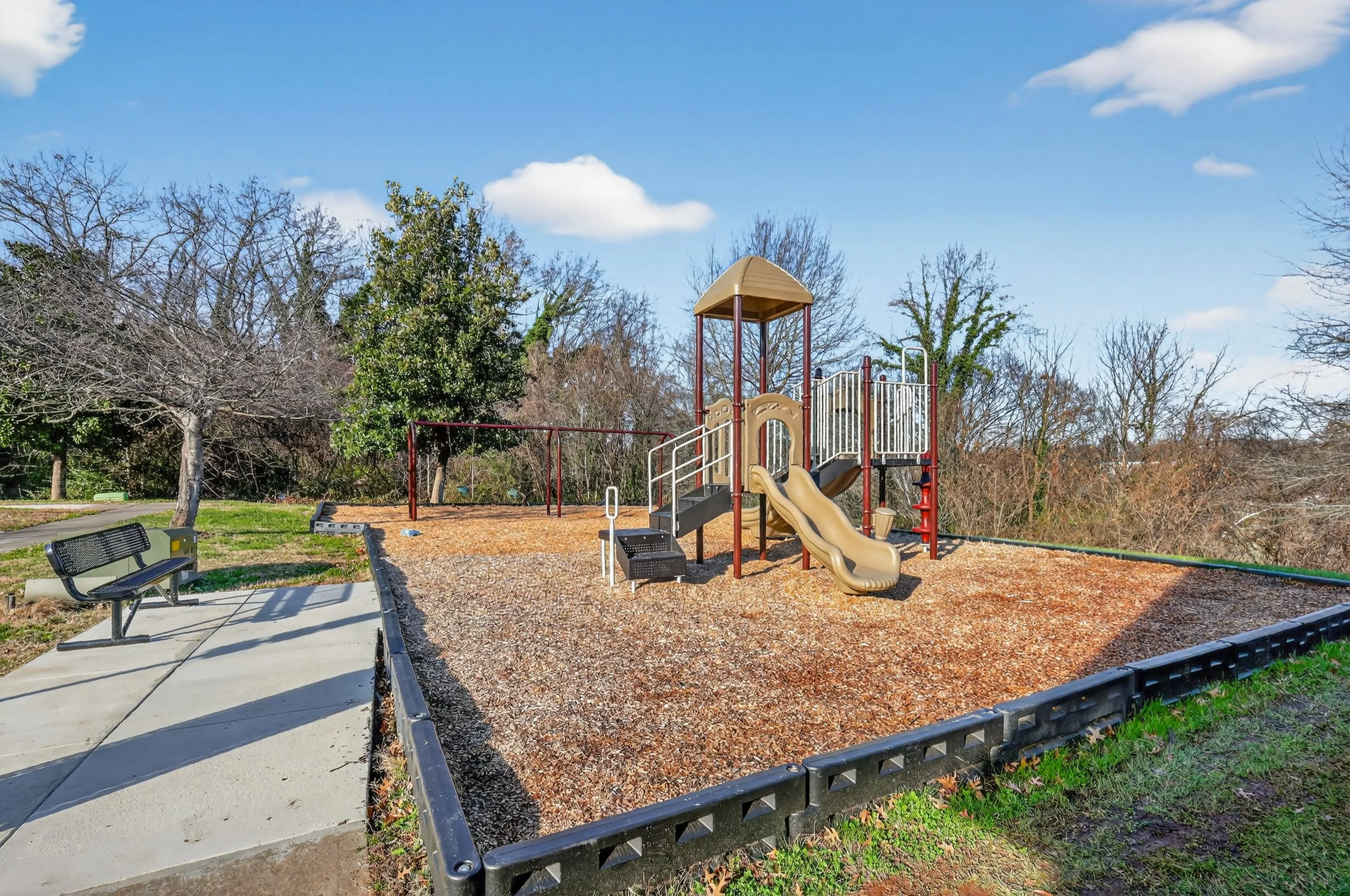 Sutherland Flats (WEB) (GROUNDS) (18 of 25).jpg