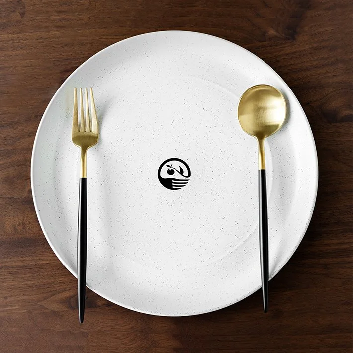 02_forkfull-image.jpg