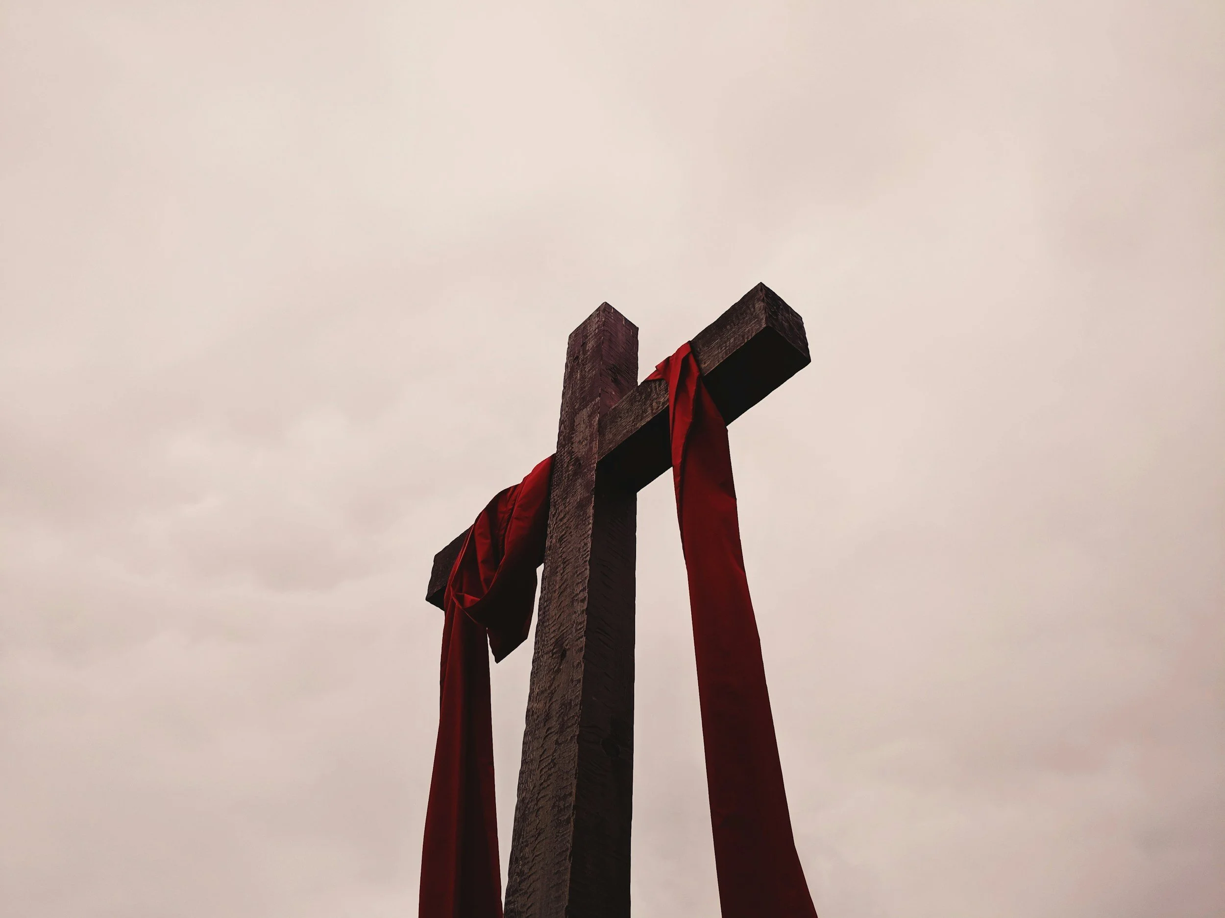 The Cross of Christ shows us how to love others