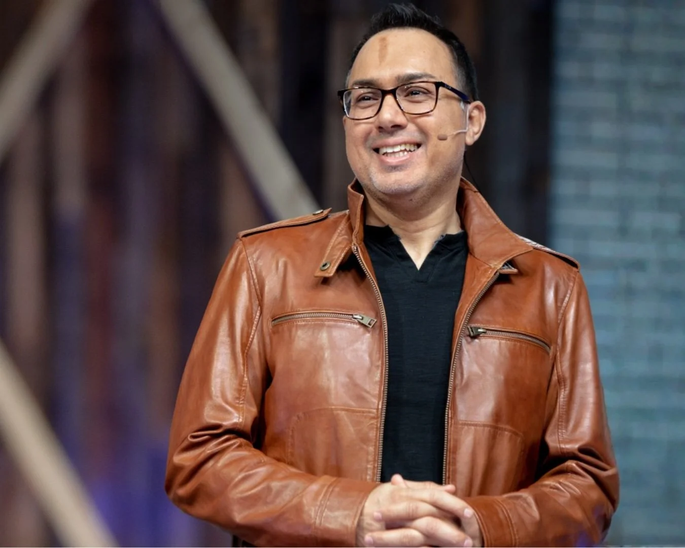 Dr.FaisalMalick2.jpg