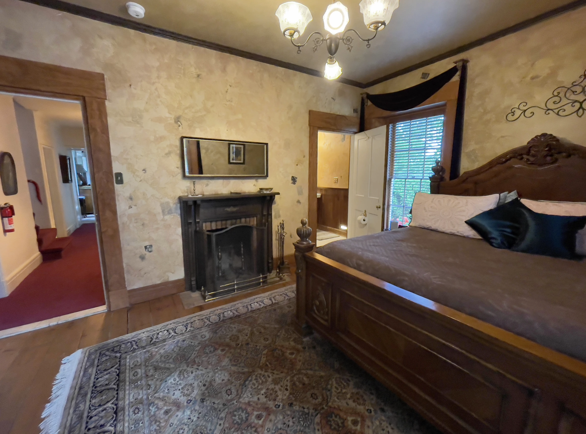Samuels Suite Canandaigua, NY
