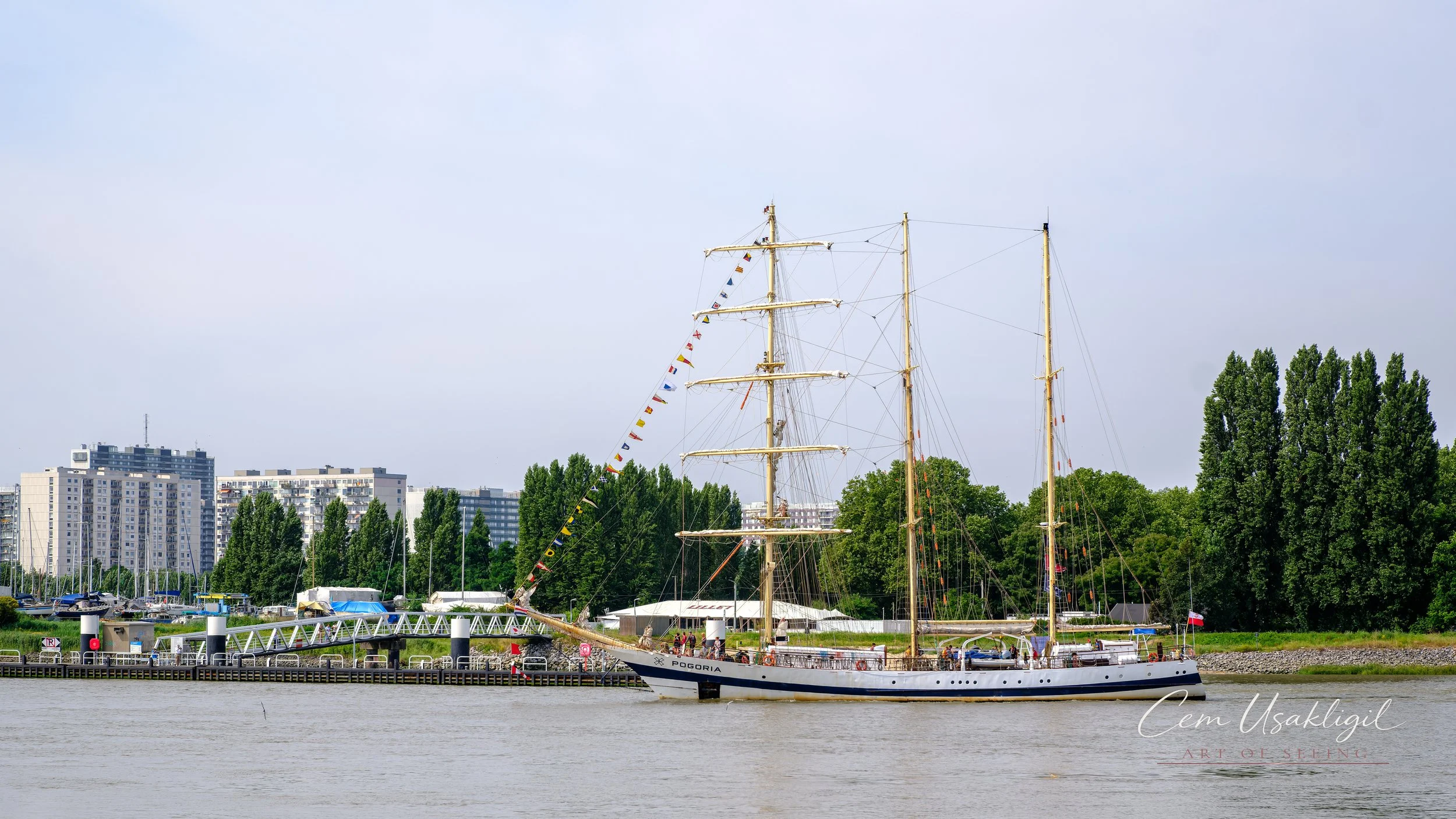 p28570.jpg