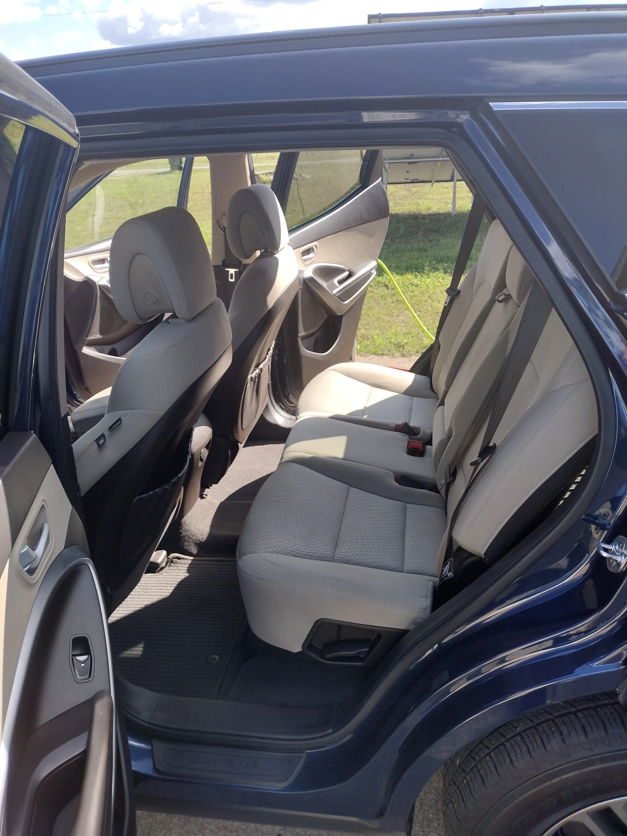 2017 Hyundai Santa Fe Clean Interior