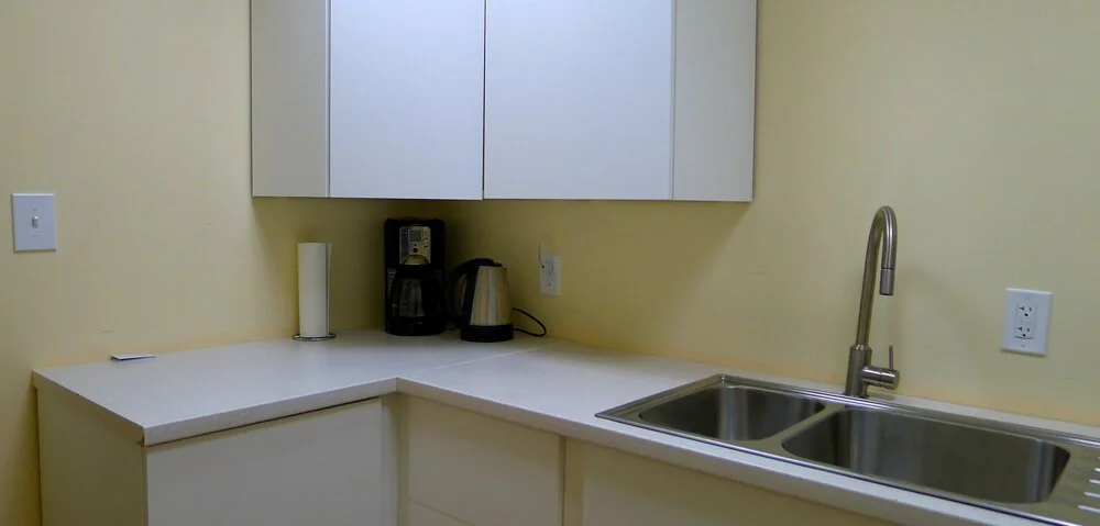 2_Amani Event Center Amani Garden Room Kitchen_1000.jpg