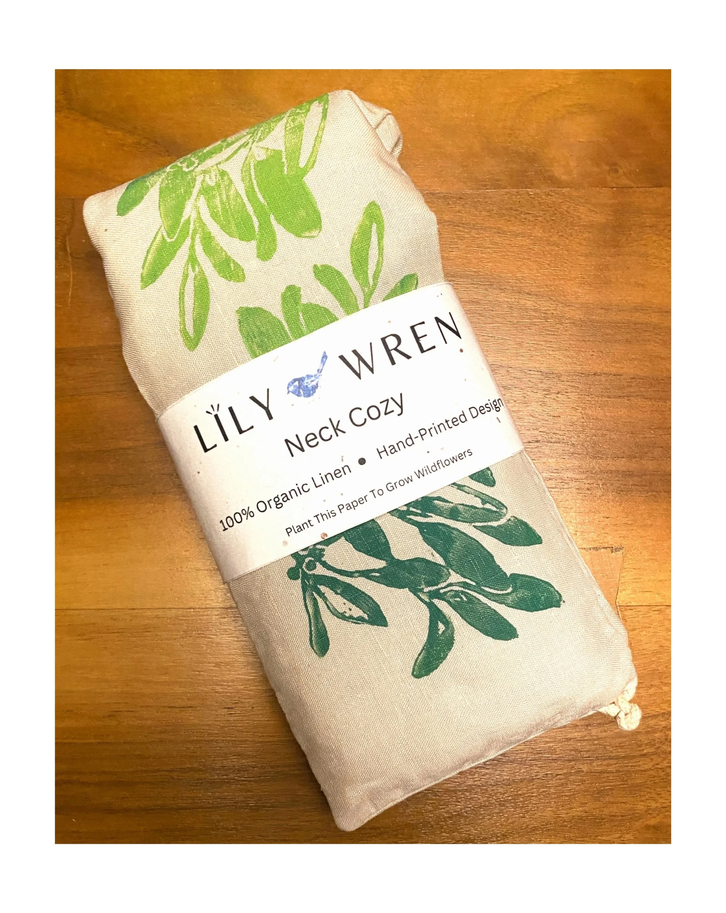 LilyWren_NeckCozy.jpg