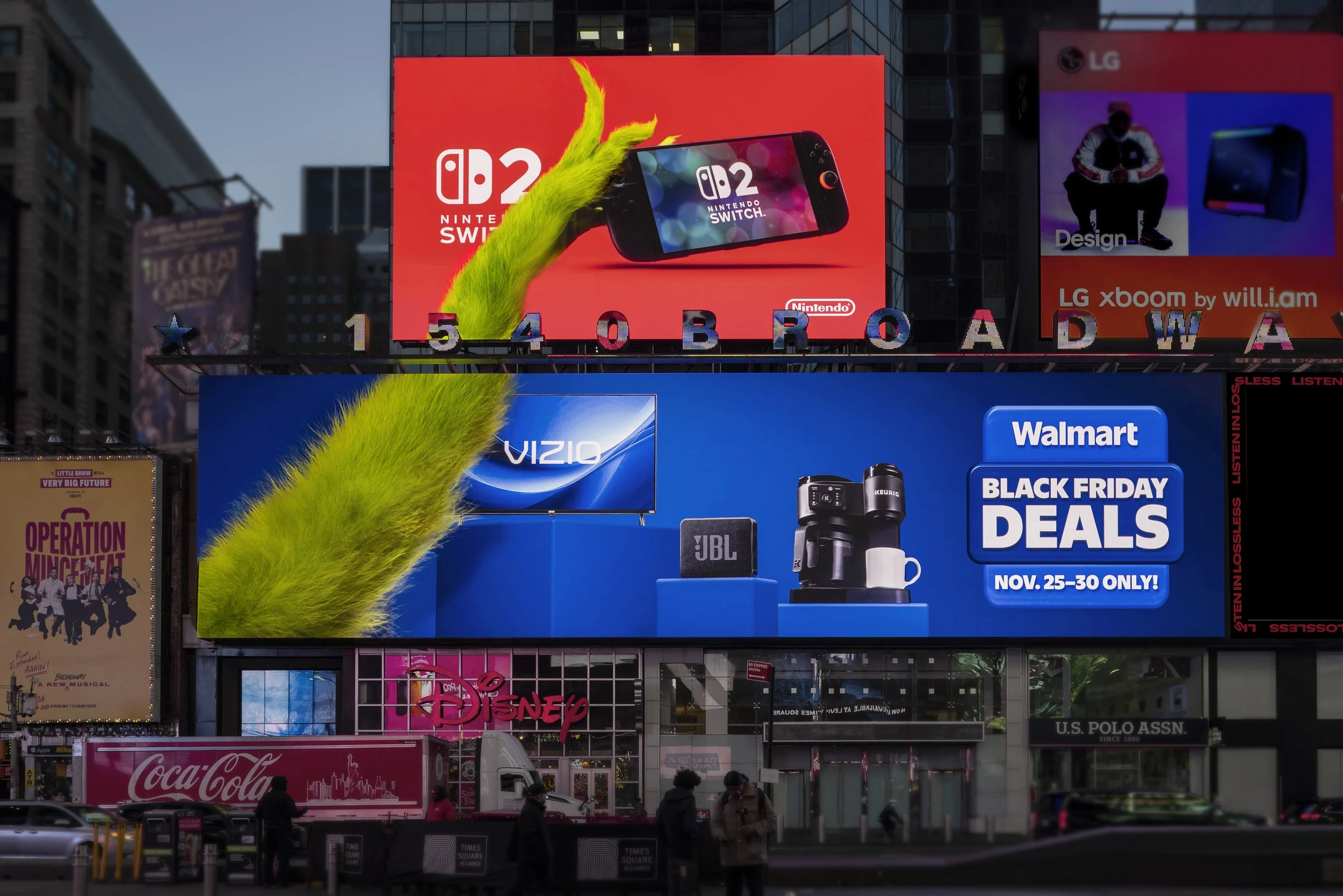 Walmart_TimesSquareOOH_Vortex.jpg