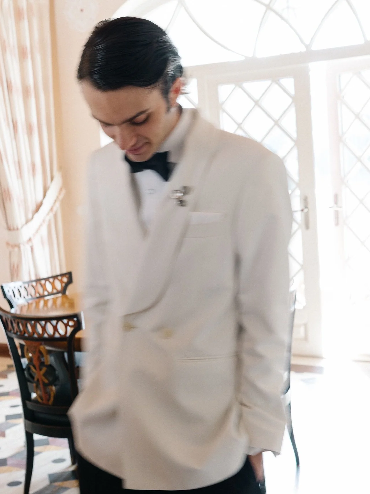 Hey grooms out there, this one&rsquo;s for you.
While everyone&rsquo;s busy talking about the dress, can we take a moment for the men who somehow survive the planning process, learn the difference between ivory and white, and still manage to look thi