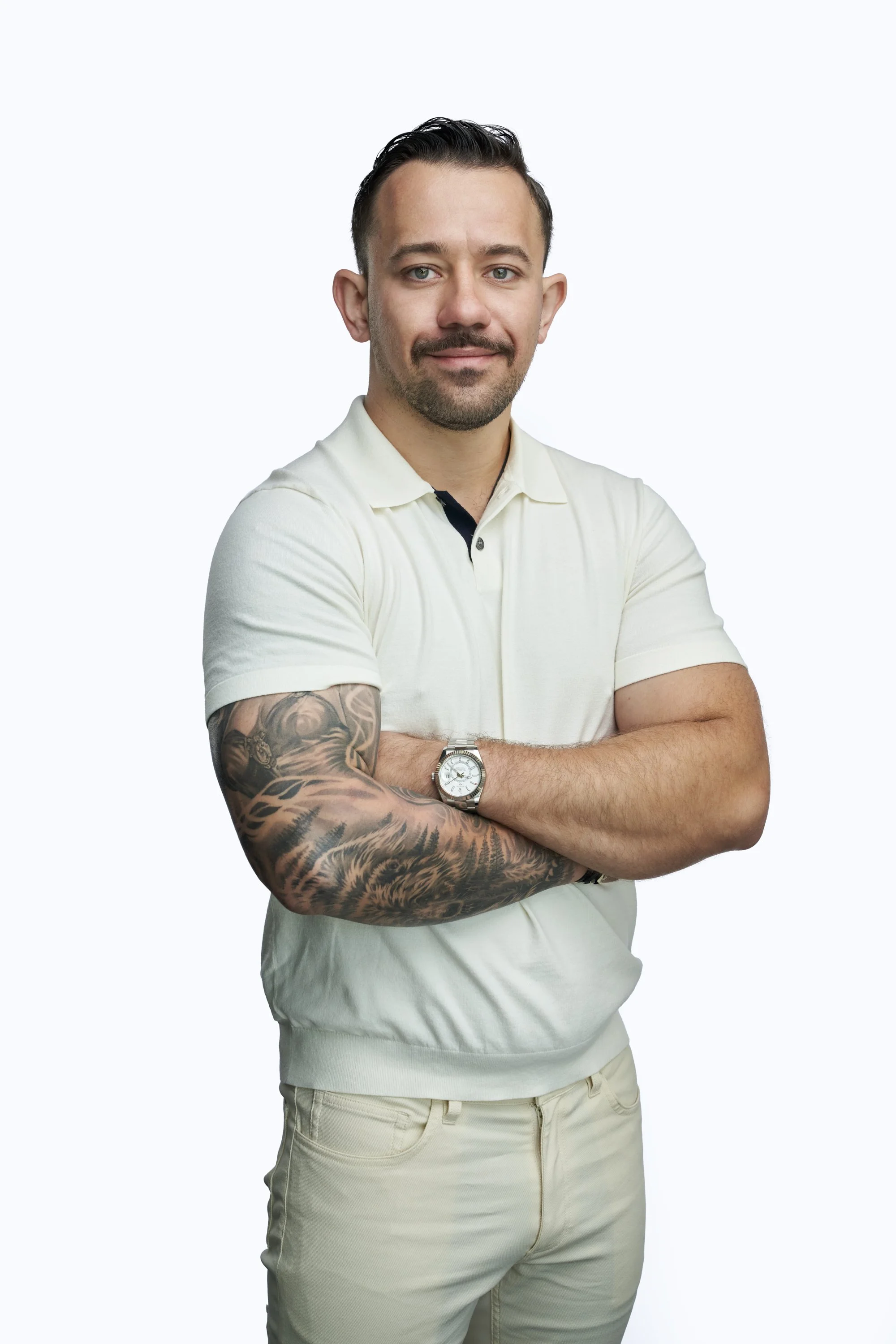 The Familie 28_web_color.jpg