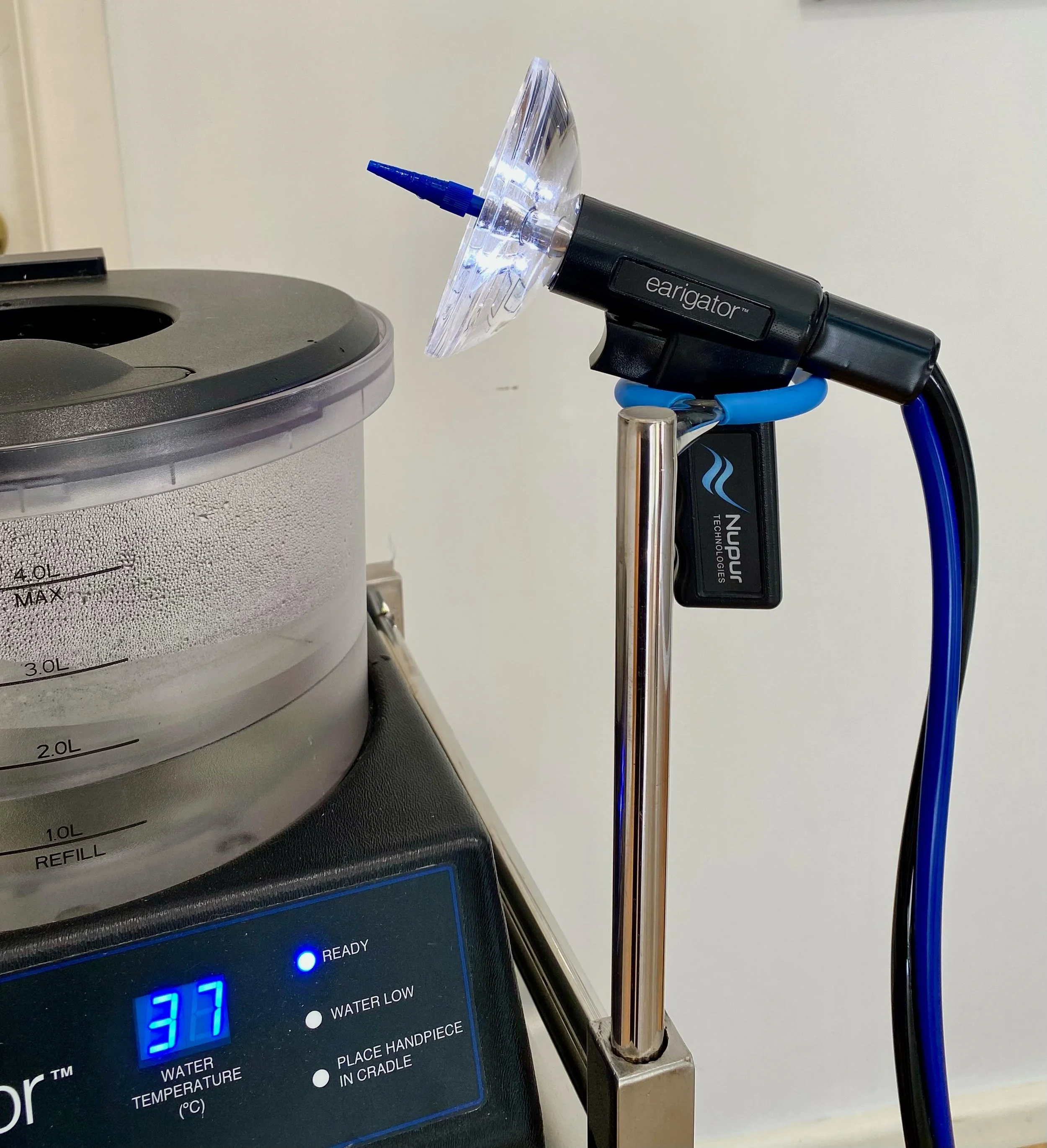 Excess ear wax can cause hearing loss, pain, feelings of fullness, ringing in the ears, dizziness and pain. Wax can be removed by micro suction, manual instrumentation or irrigation
