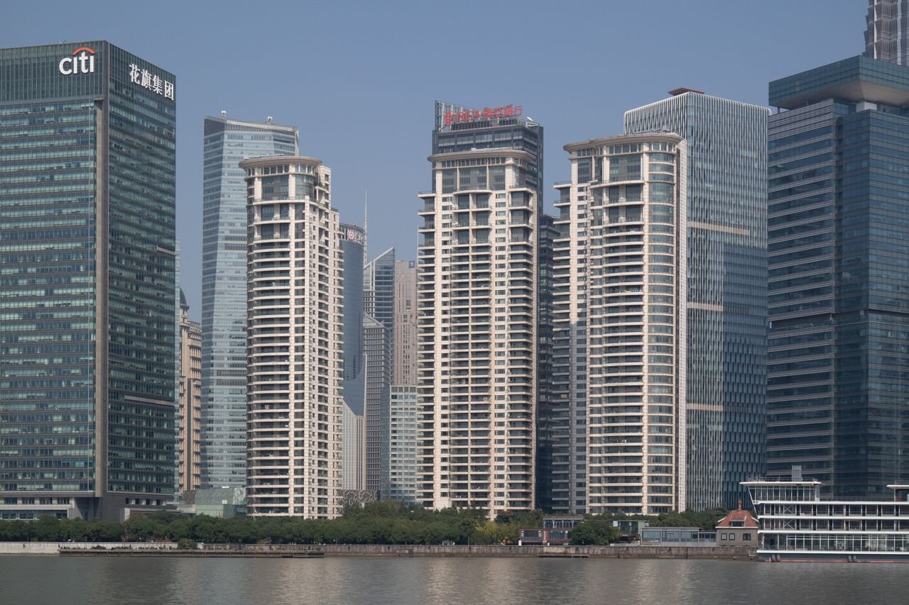 China’s Property Developers Cut Prices—and Homeowners Are Resisting