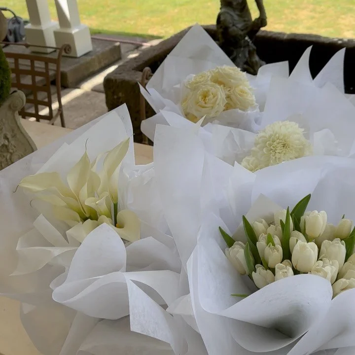 Keeping it the ultimate timeless &amp; classic style🌿 for Emily &amp; her girls ✨🕊️