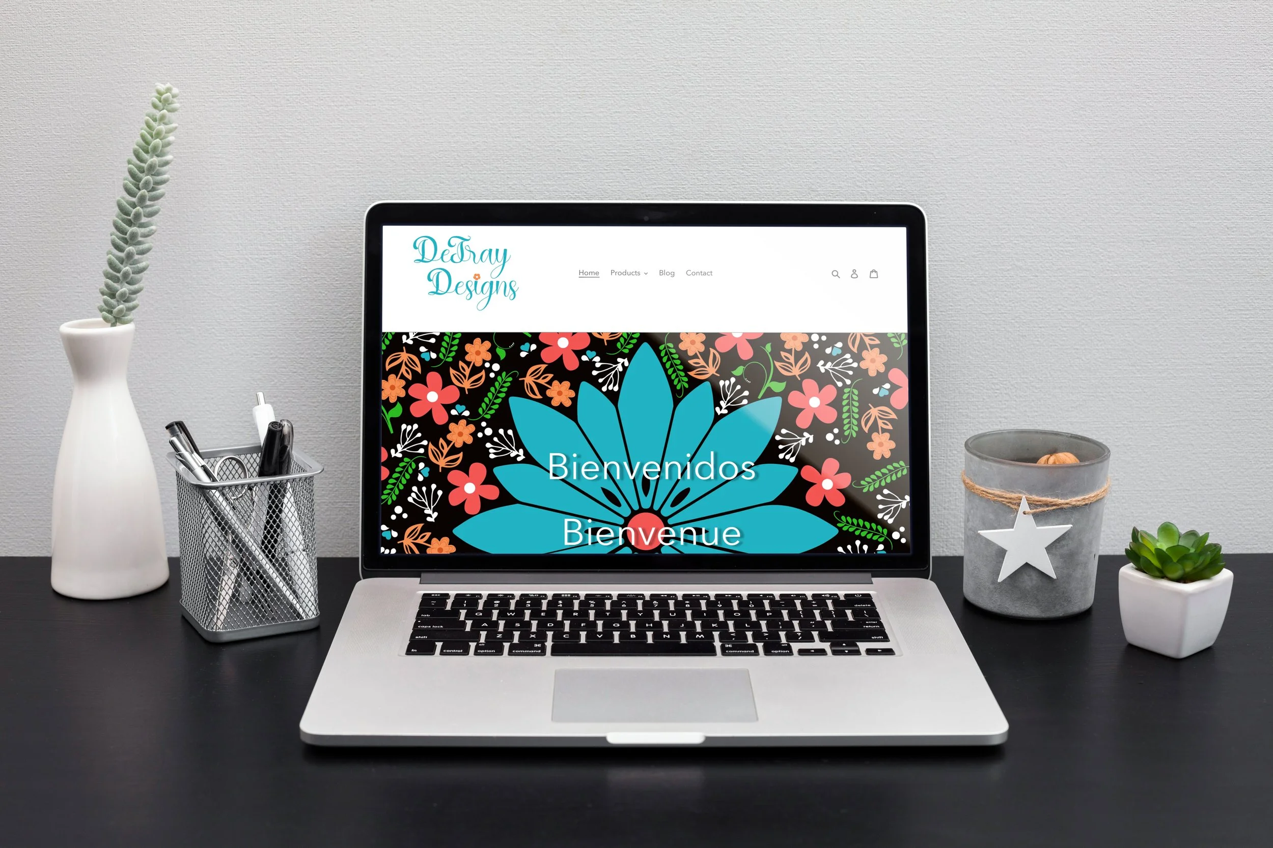 DeTray Designs hero image mockup