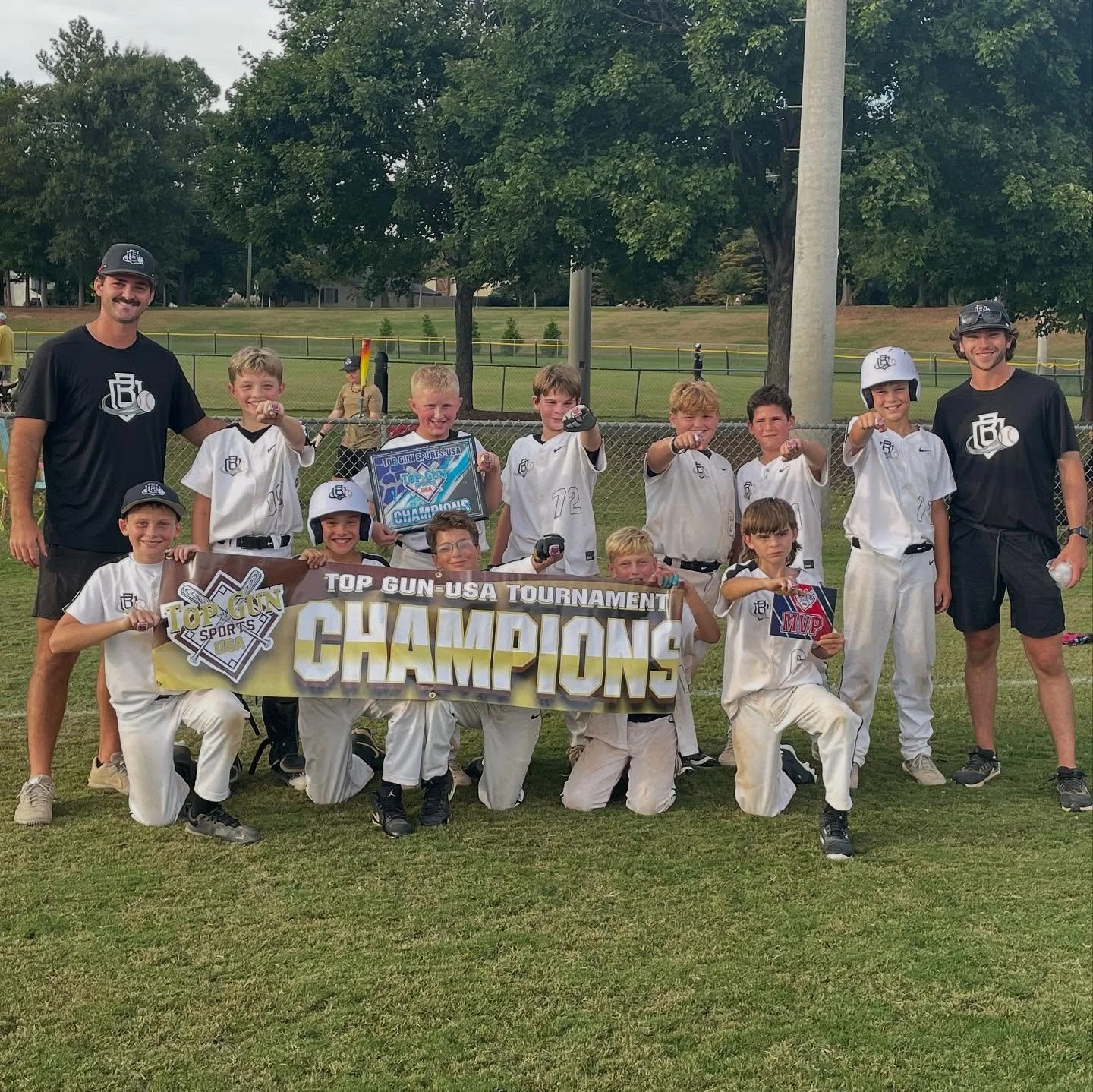 Congratulations to our 11U on an undefeated championship weekend!🥇🔋
